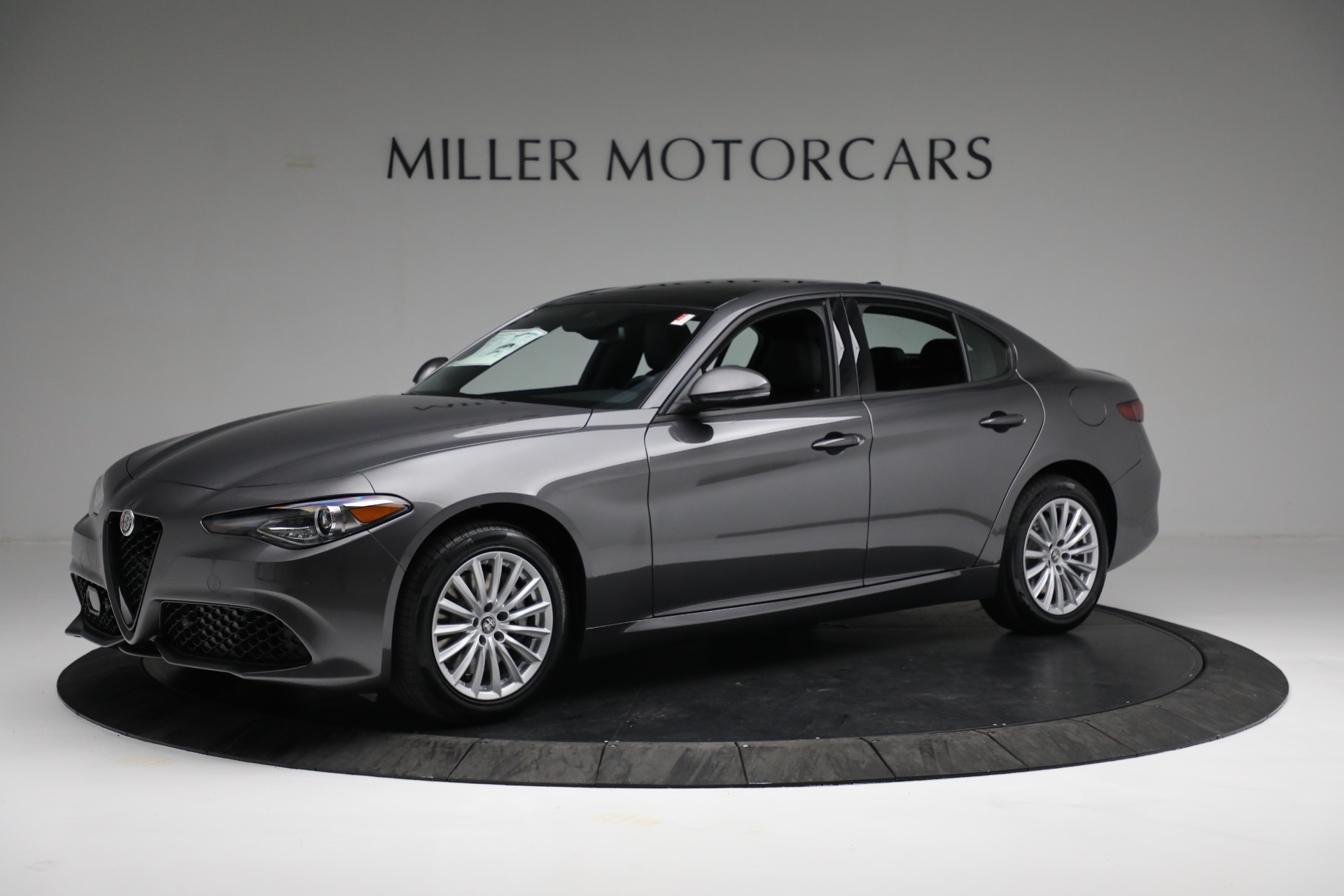 New 2022 Alfa Romeo Giulia Sprint | St. Petersburg, FL