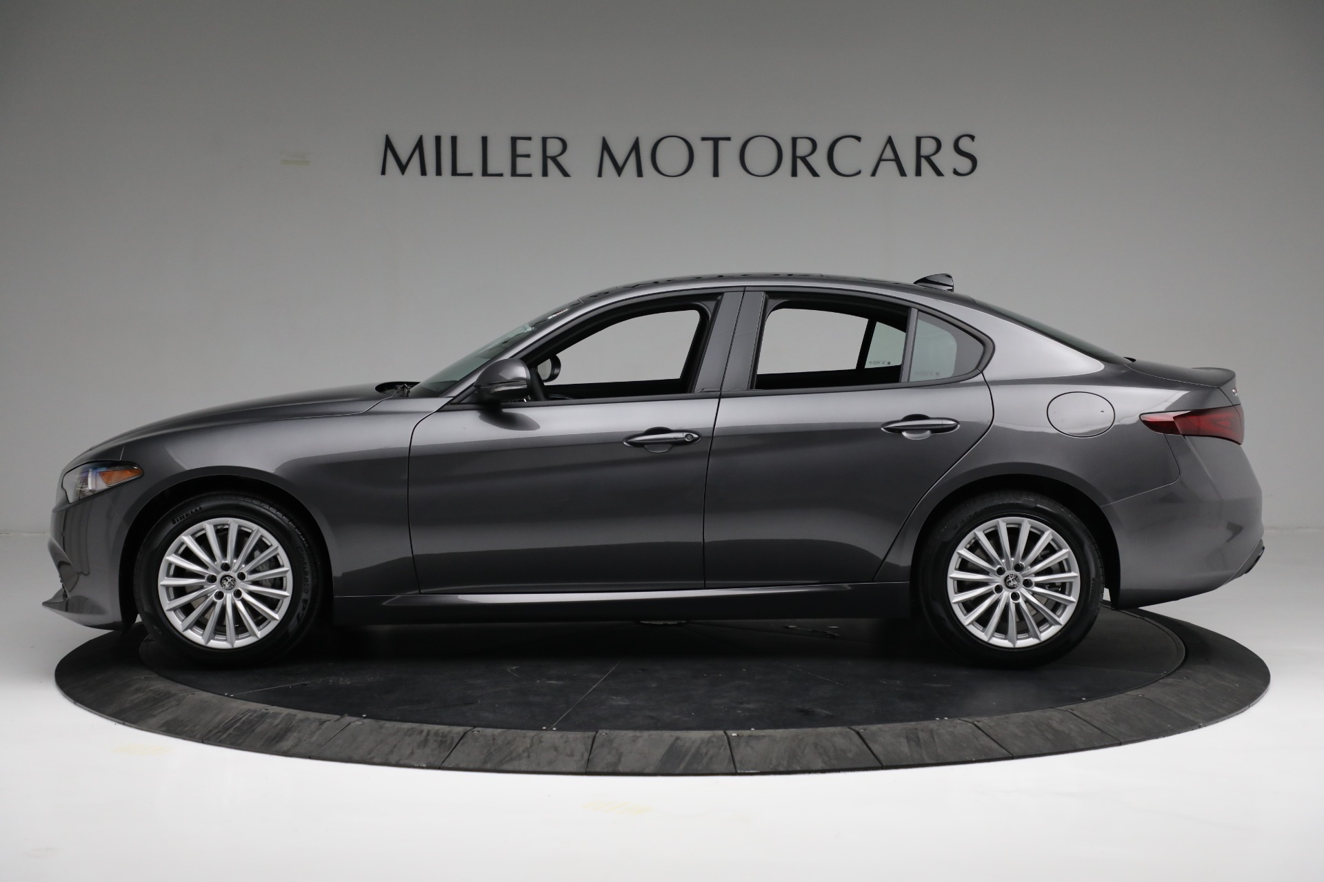 New 2022 Alfa Romeo Giulia Sprint | St. Petersburg, FL
