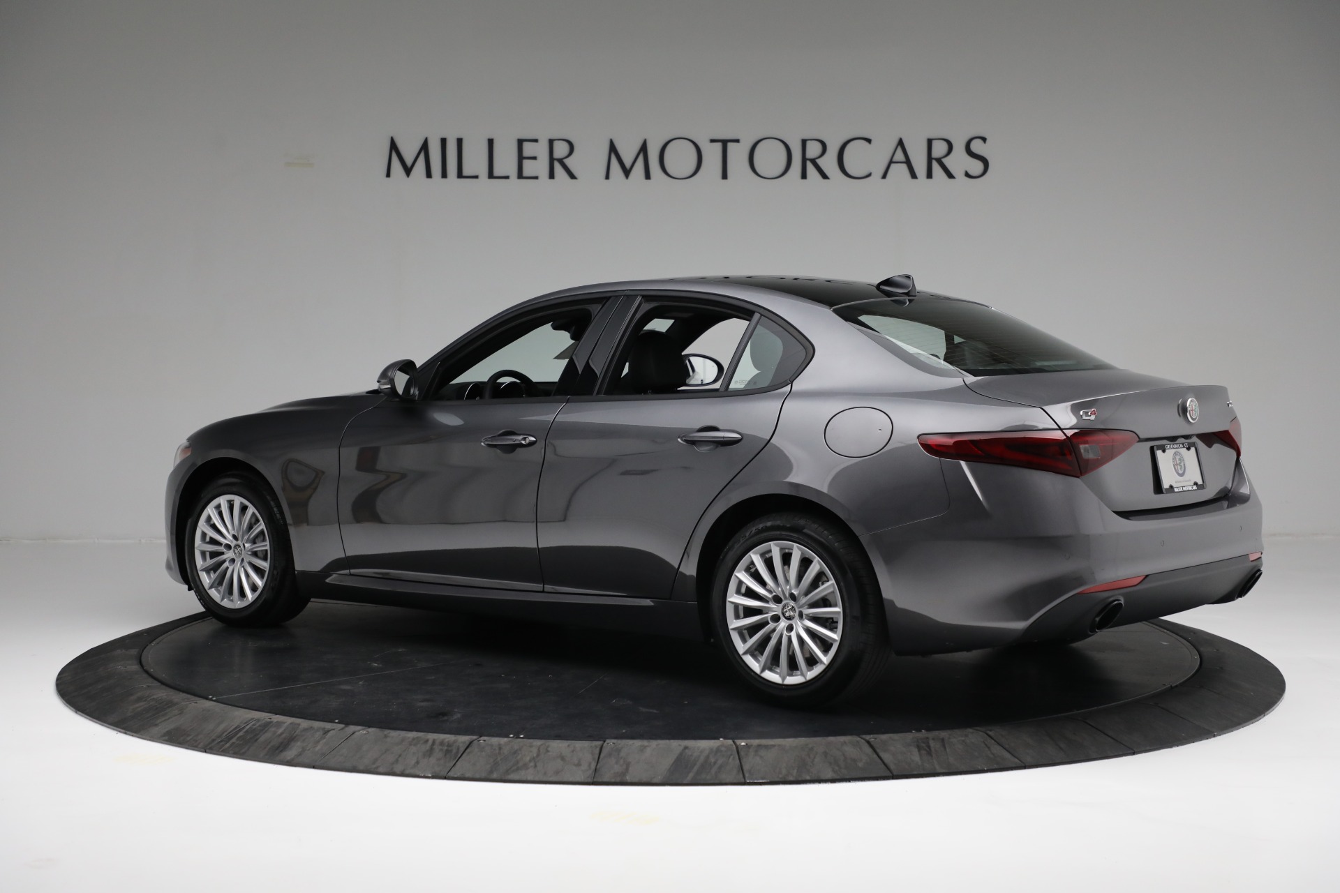 New 2022 Alfa Romeo Giulia Sprint | St. Petersburg, FL