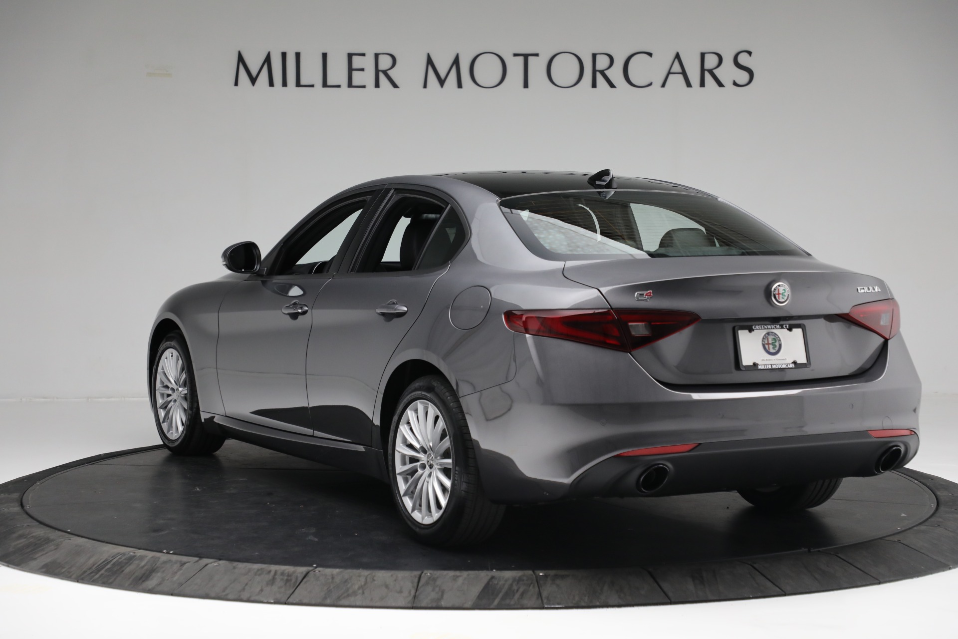 New 2022 Alfa Romeo Giulia Sprint | St. Petersburg, FL
