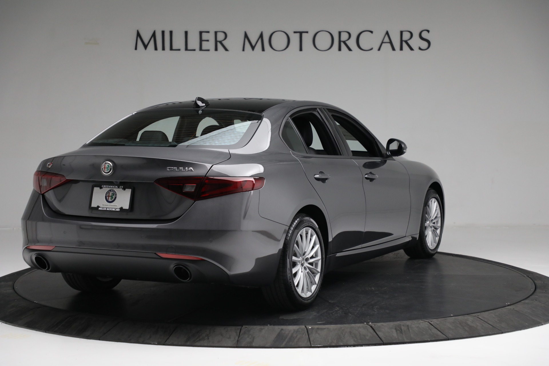 New 2022 Alfa Romeo Giulia Sprint | St. Petersburg, FL