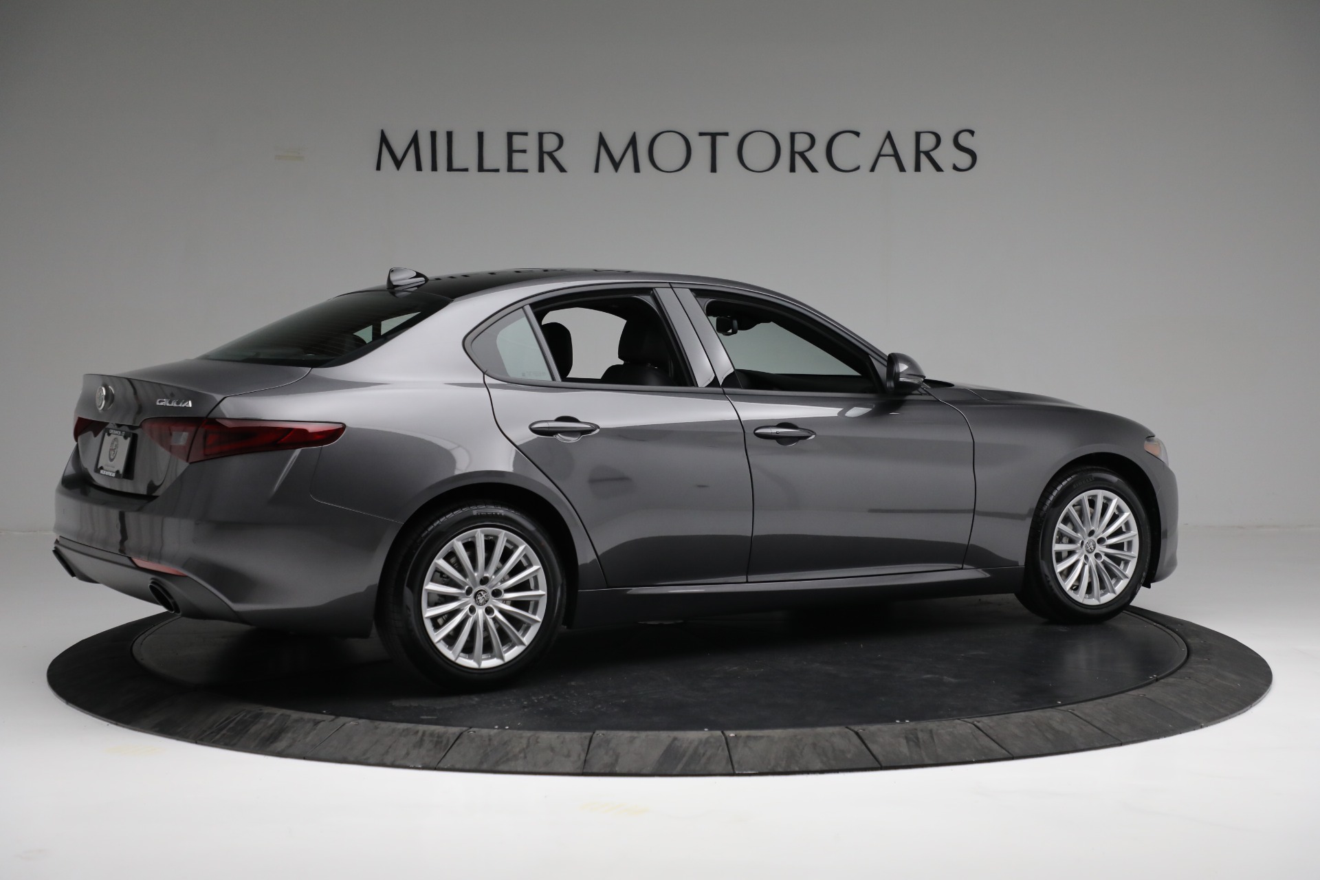 New 2022 Alfa Romeo Giulia Sprint | St. Petersburg, FL