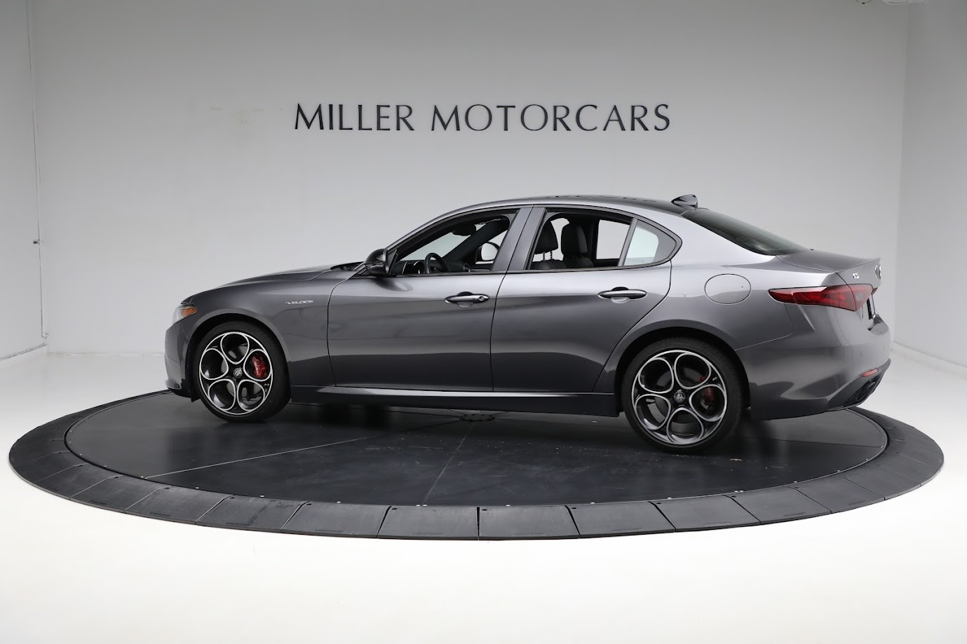 New 2022 Alfa Romeo Giulia Veloce | St. Petersburg, FL