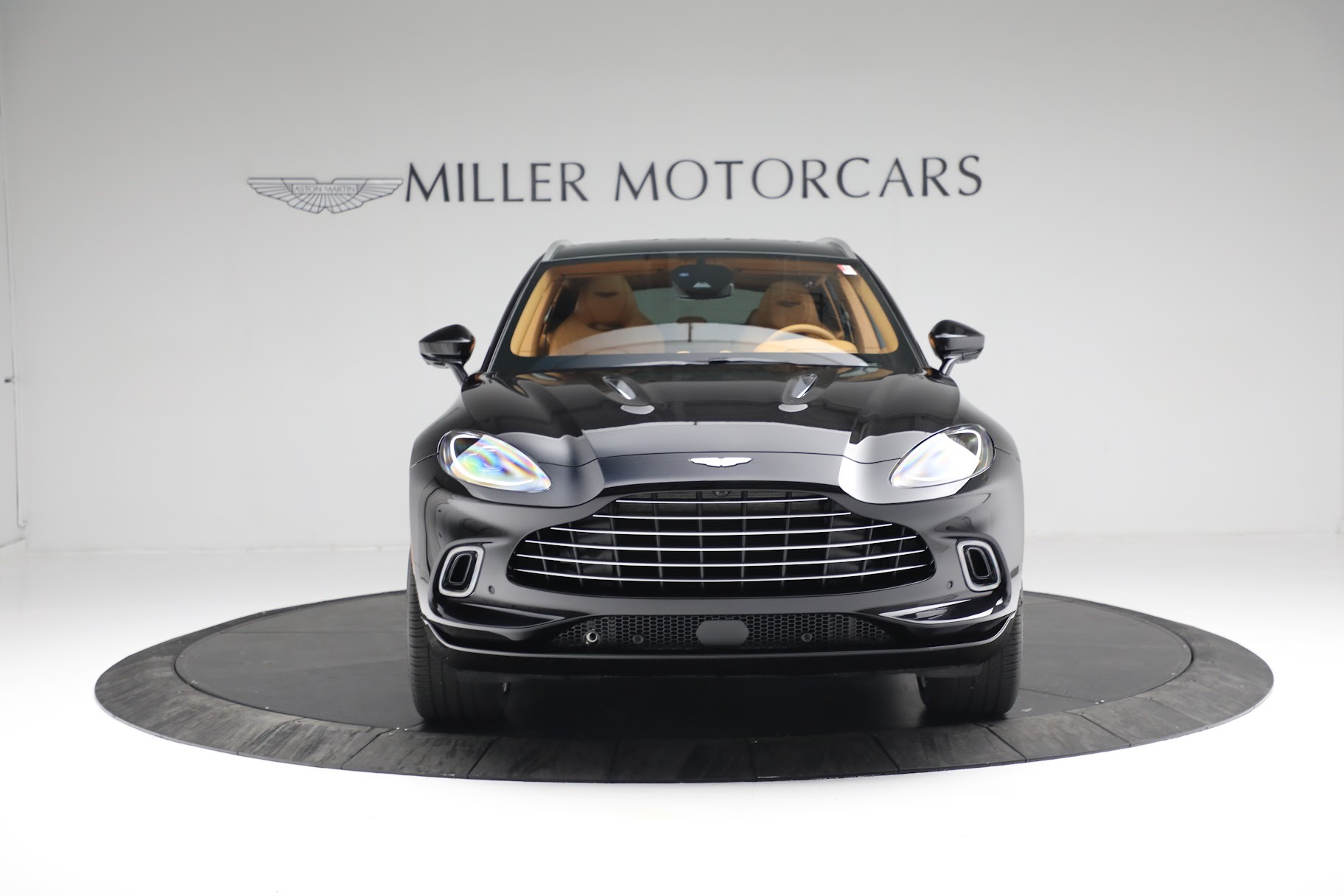 Used 2022 Aston Martin DBX | St. Petersburg, FL