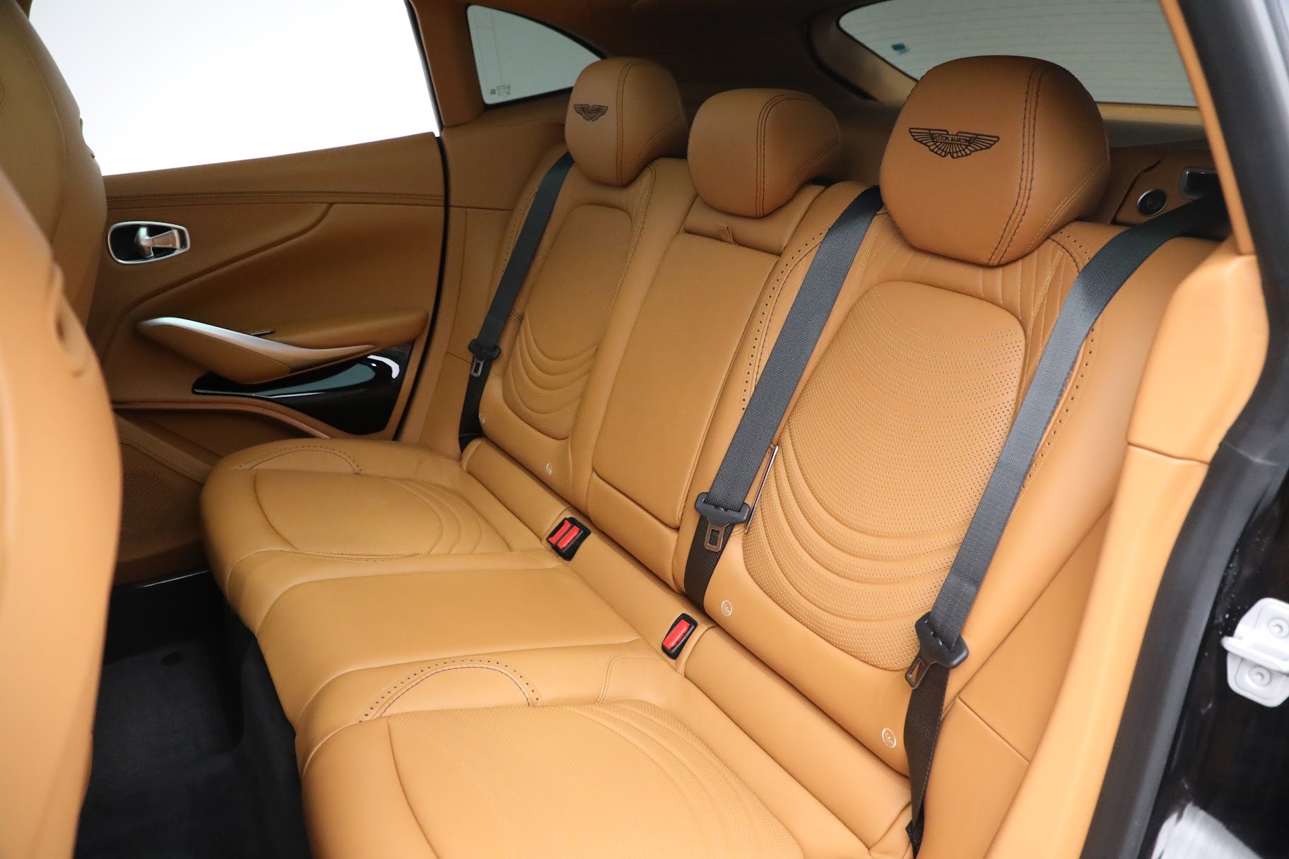 Used 2022 Aston Martin DBX | St. Petersburg, FL