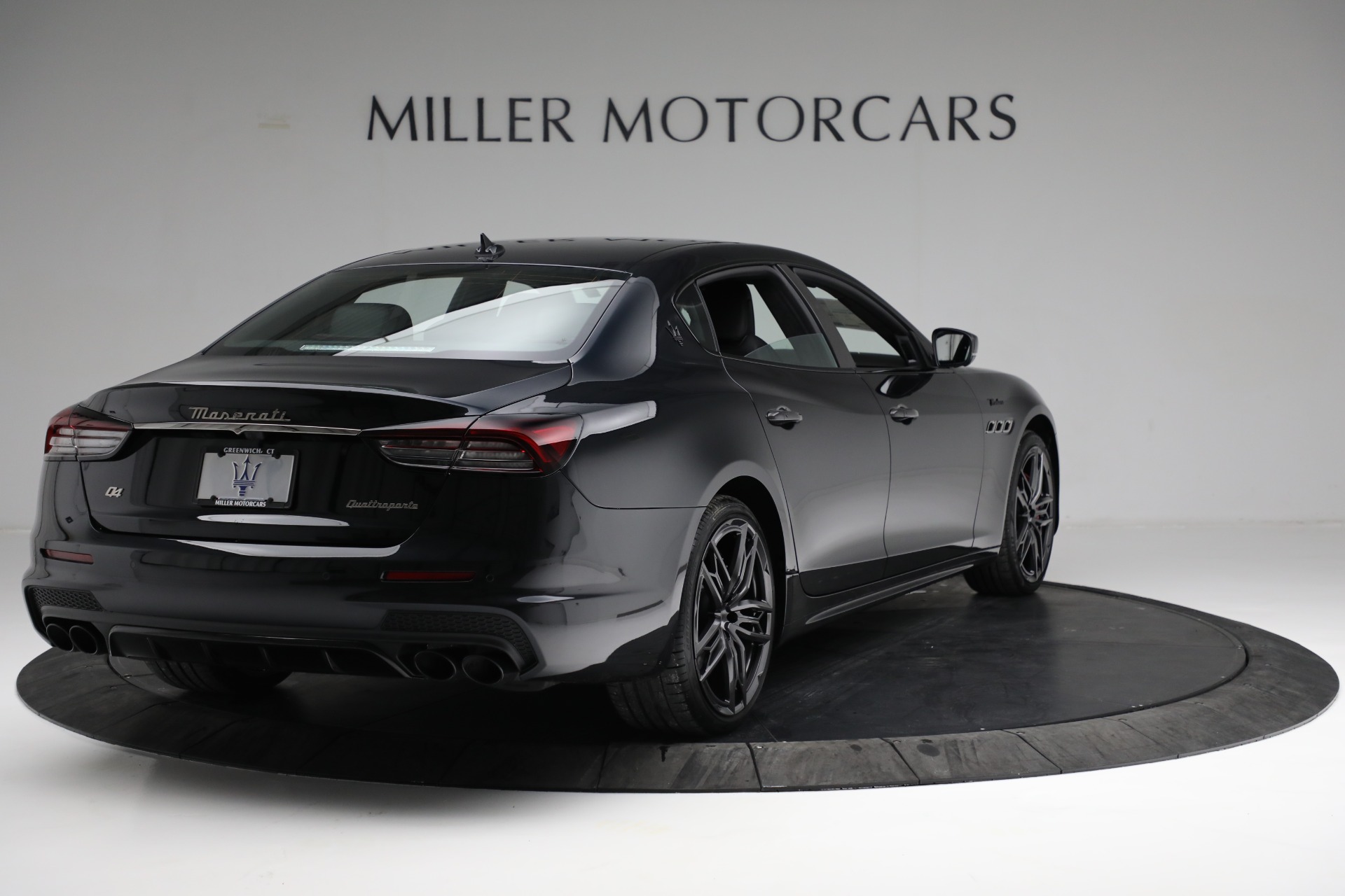 New 2022 Maserati Quattroporte Modena Q4 | St. Petersburg, FL