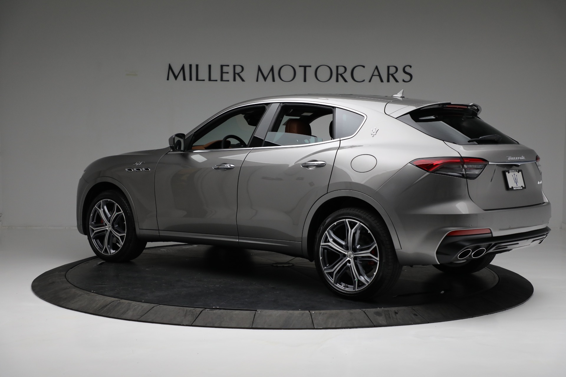 New 2022 Maserati Levante GT | St. Petersburg, FL