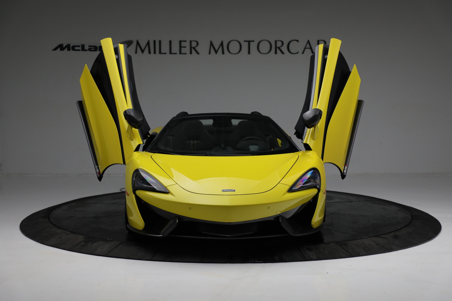 Used 2018 McLaren 570S Spider | St. Petersburg, FL