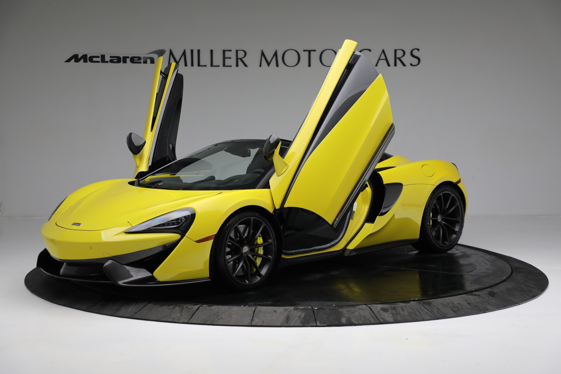 Used 2018 McLaren 570S Spider | St. Petersburg, FL