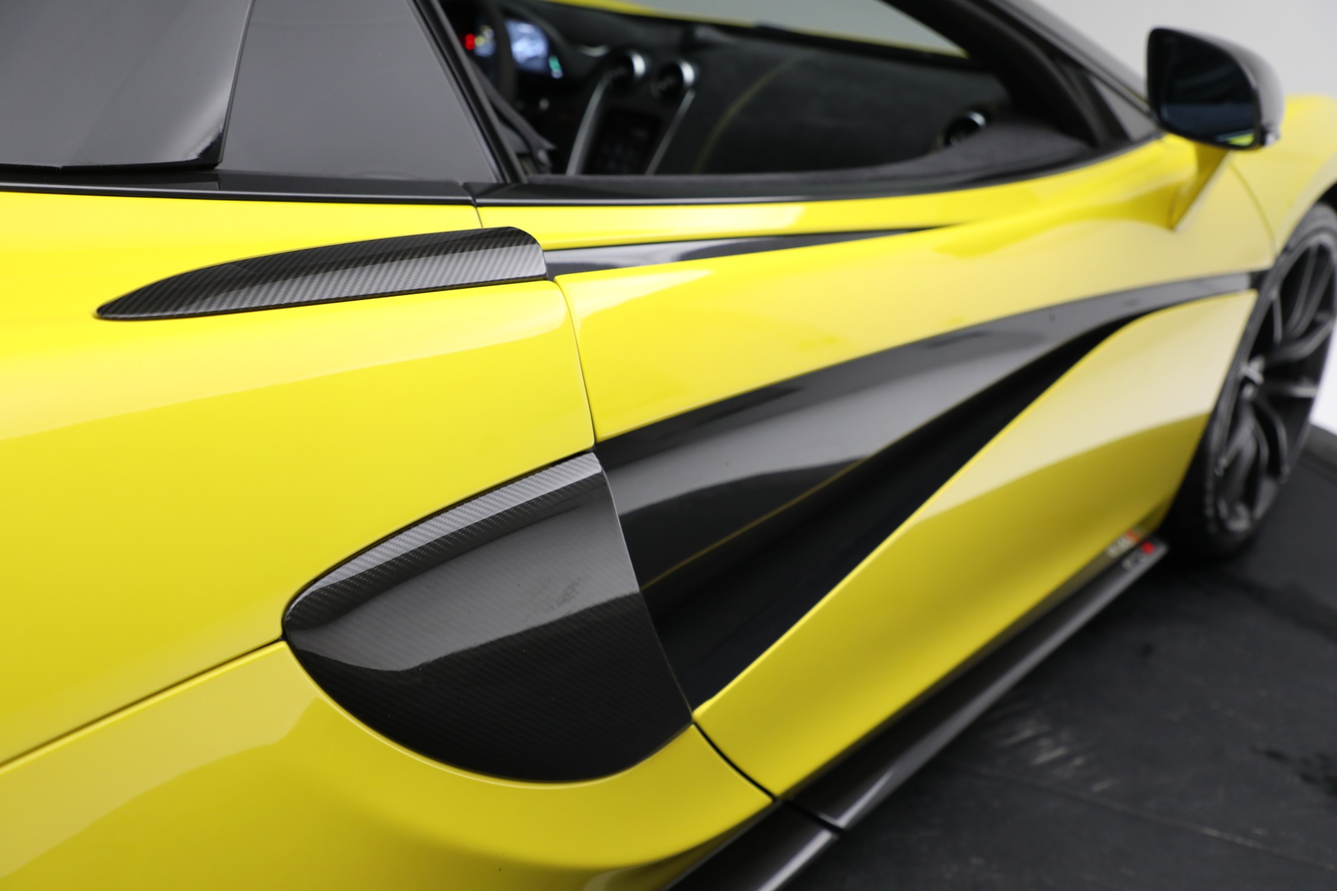 Used 2018 McLaren 570S Spider | St. Petersburg, FL
