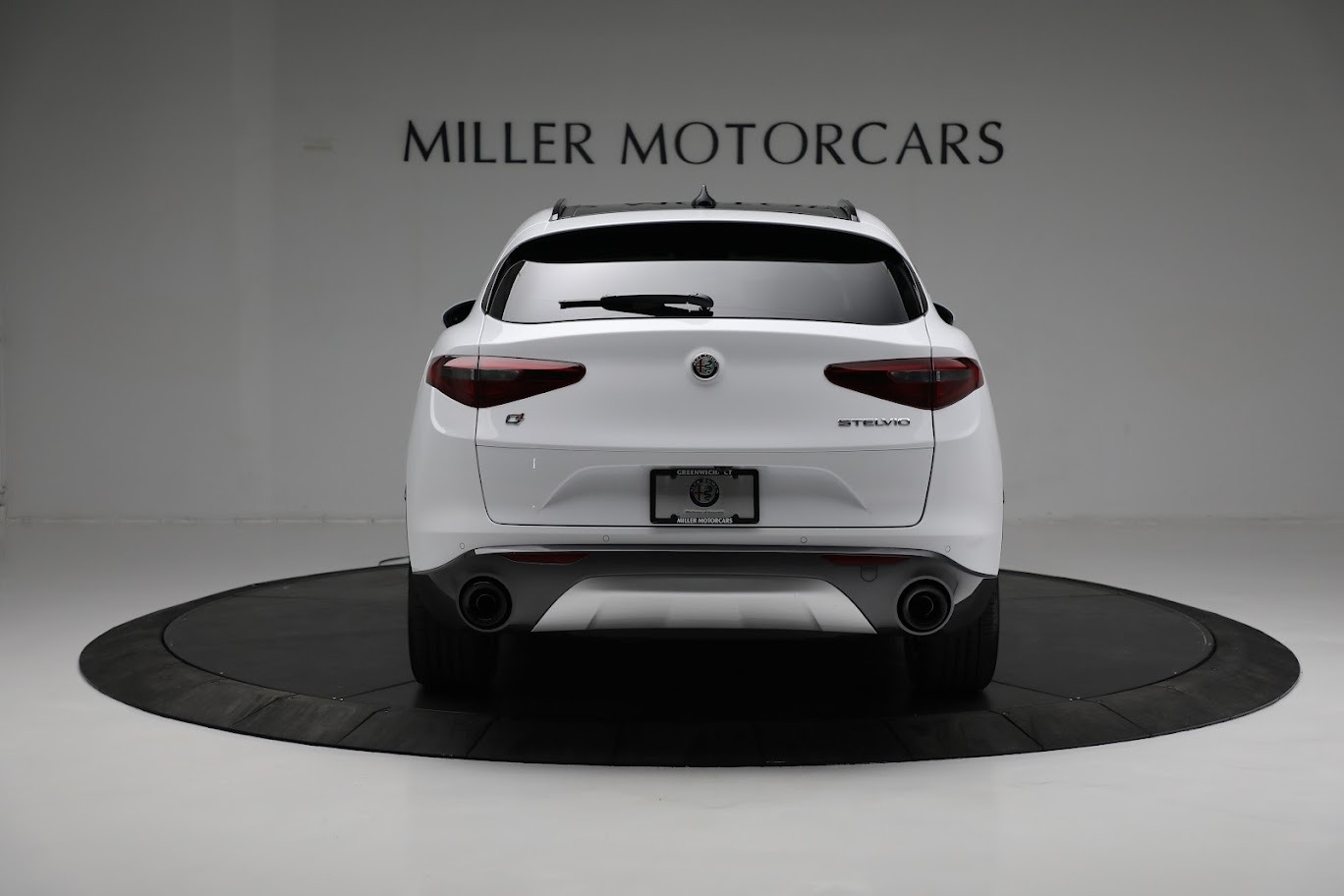 New 2022 Alfa Romeo Stelvio Ti | St. Petersburg, FL