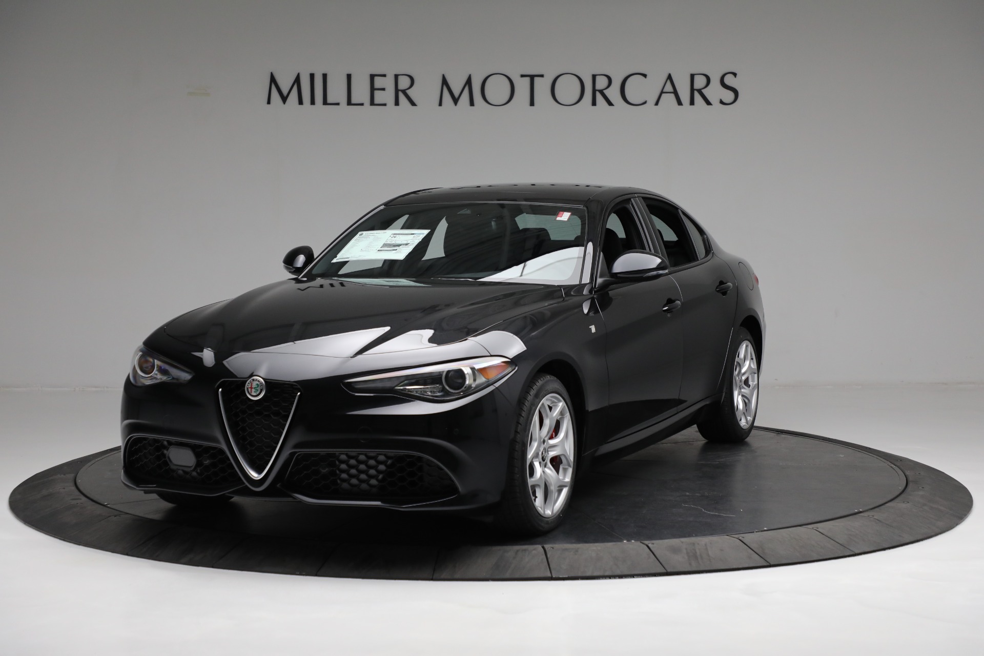 New 2022 Alfa Romeo Giulia Ti | St. Petersburg, FL