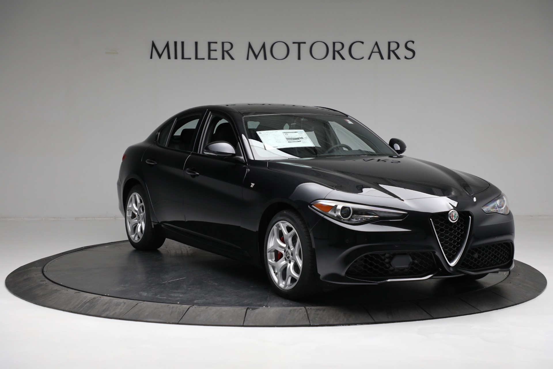 New 2022 Alfa Romeo Giulia Ti | St. Petersburg, FL