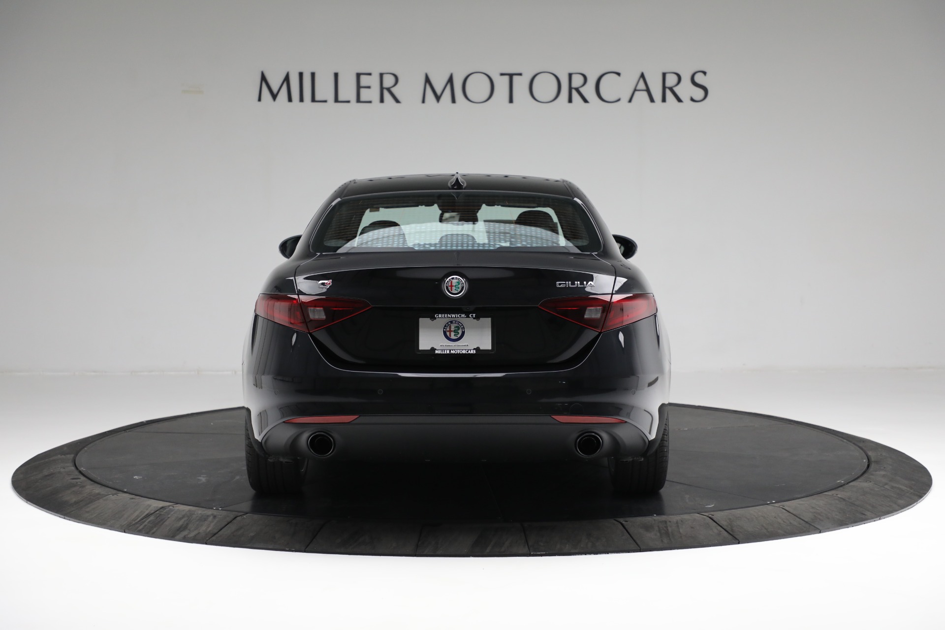 New 2022 Alfa Romeo Giulia Ti | St. Petersburg, FL