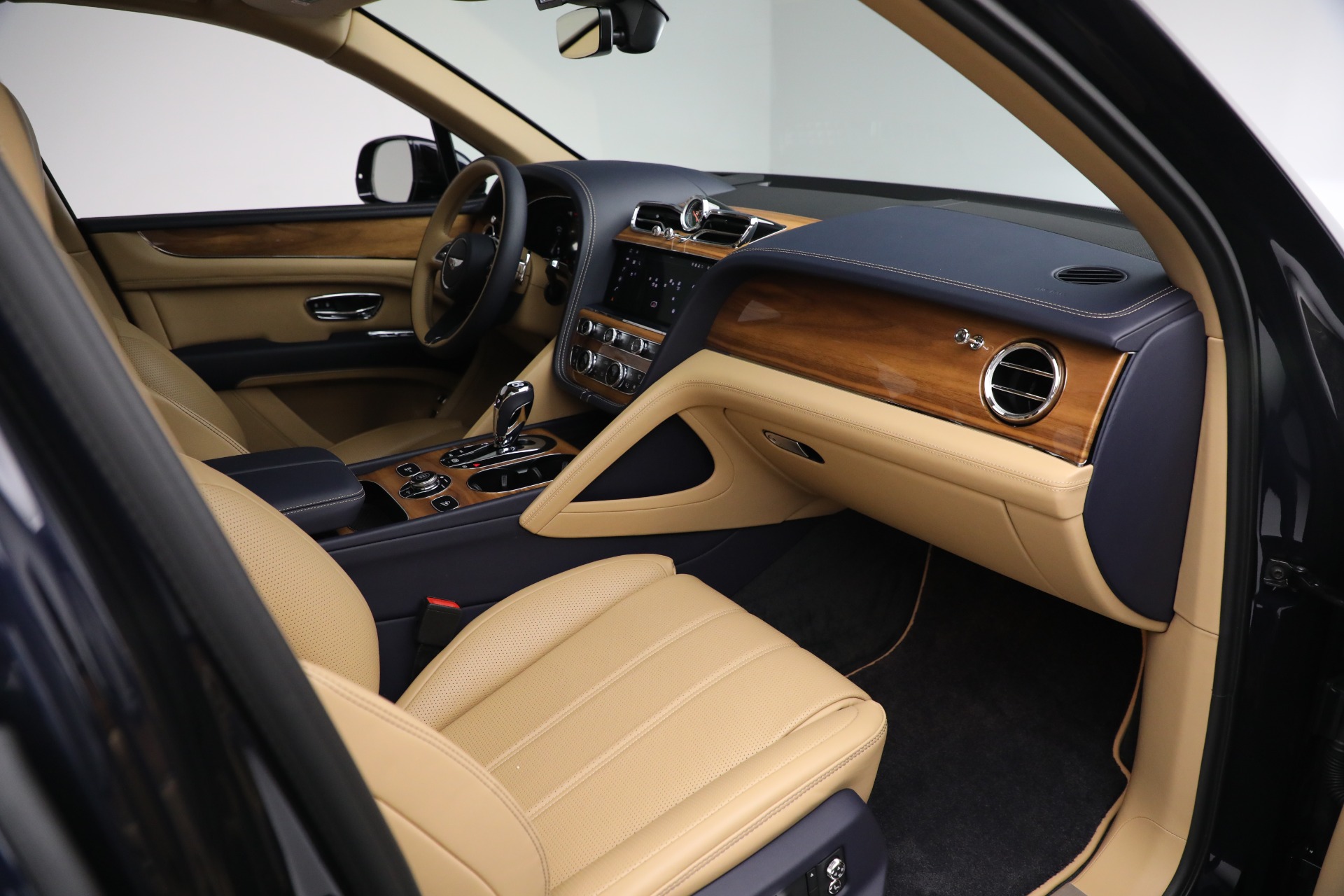 Used 2021 Bentley Bentayga V8 | St. Petersburg, FL