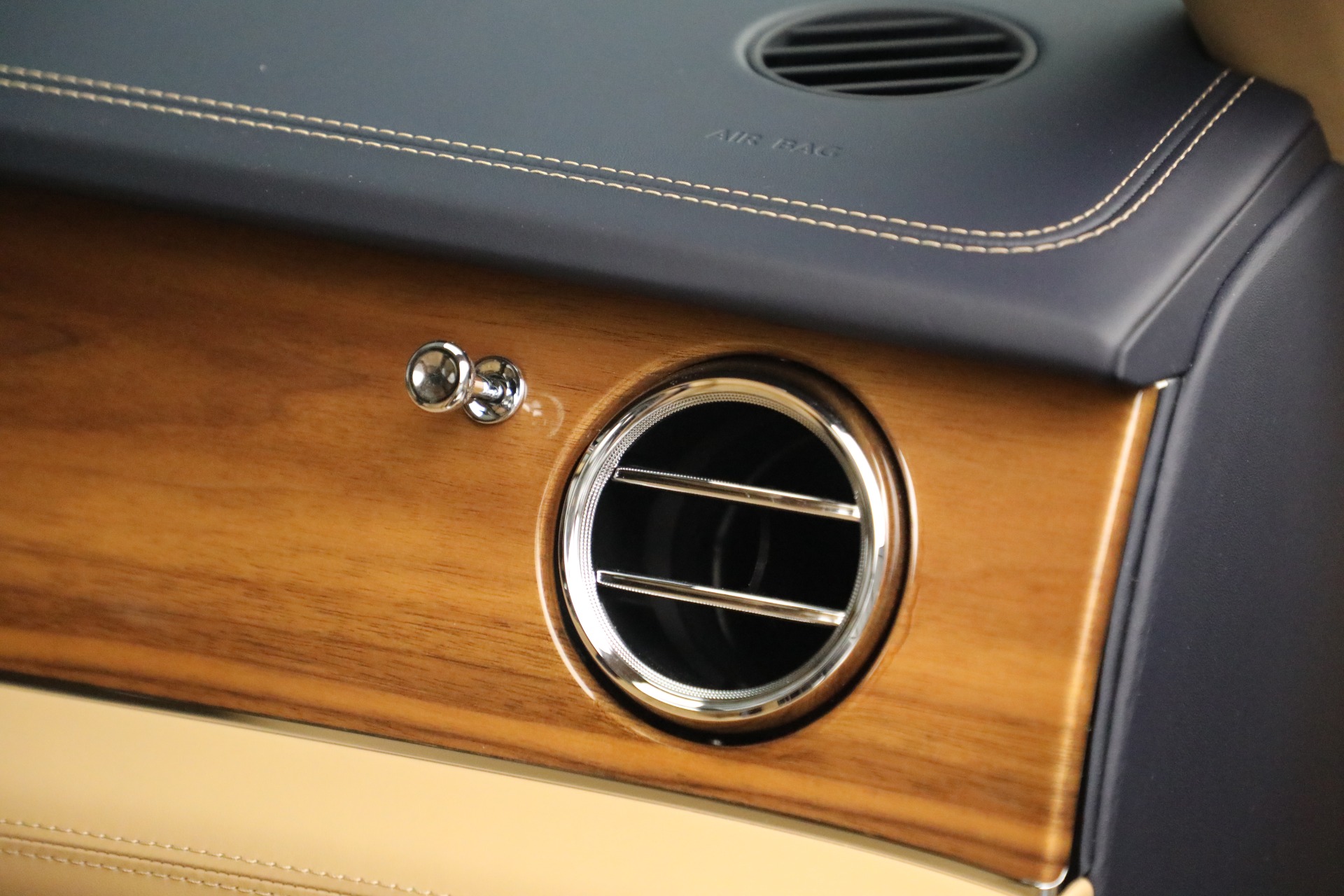 Used 2021 Bentley Bentayga V8 | St. Petersburg, FL
