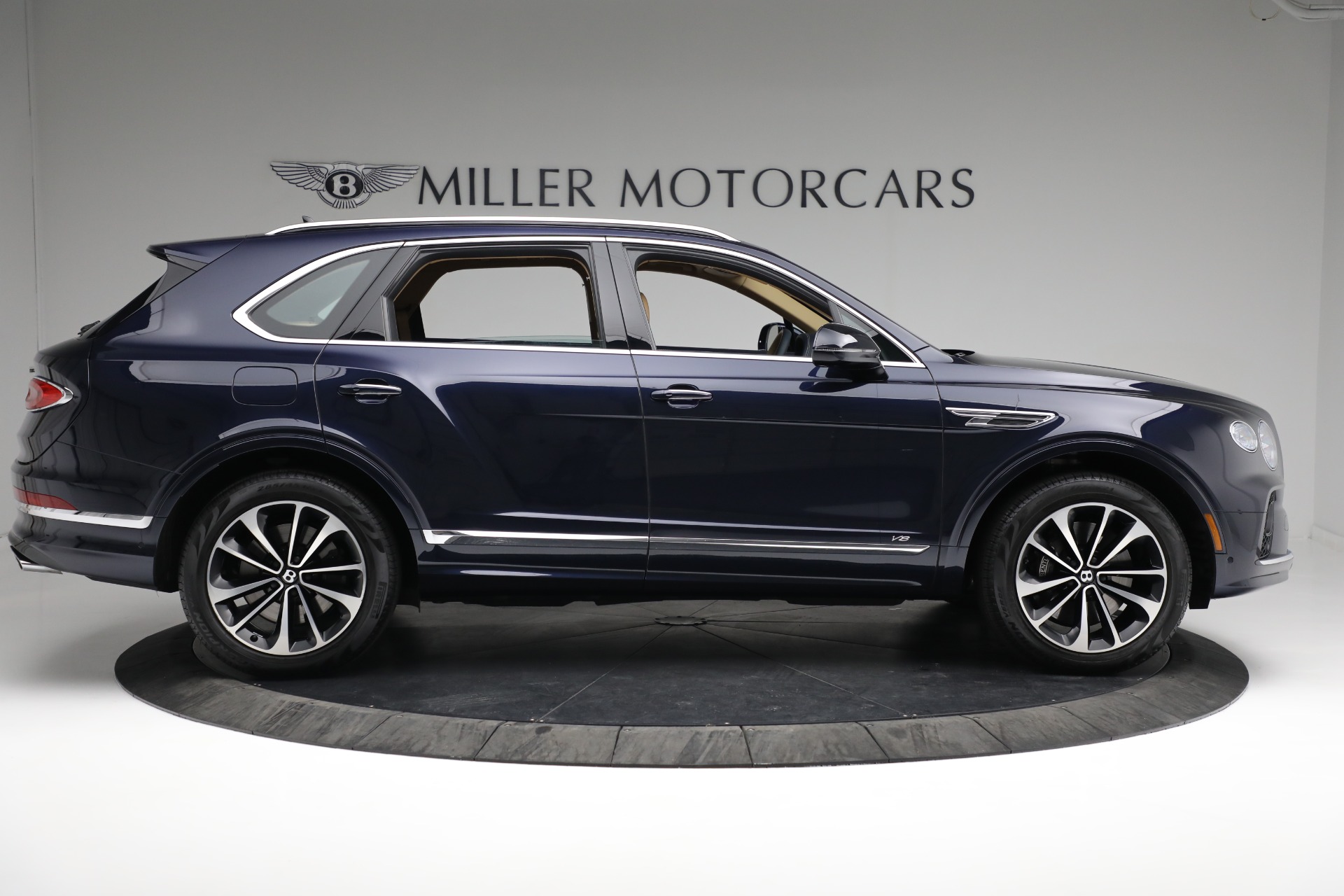Used 2021 Bentley Bentayga V8 | St. Petersburg, FL