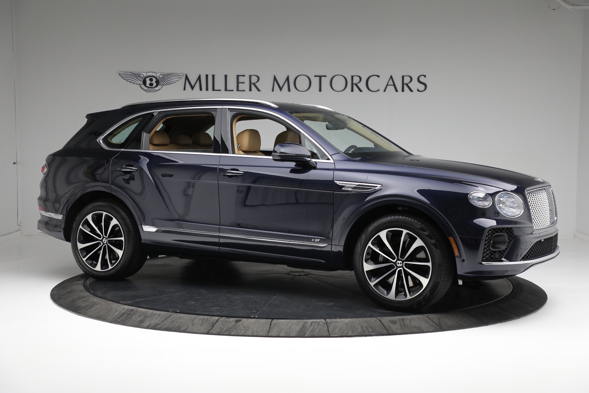 Used 2021 Bentley Bentayga V8 | St. Petersburg, FL