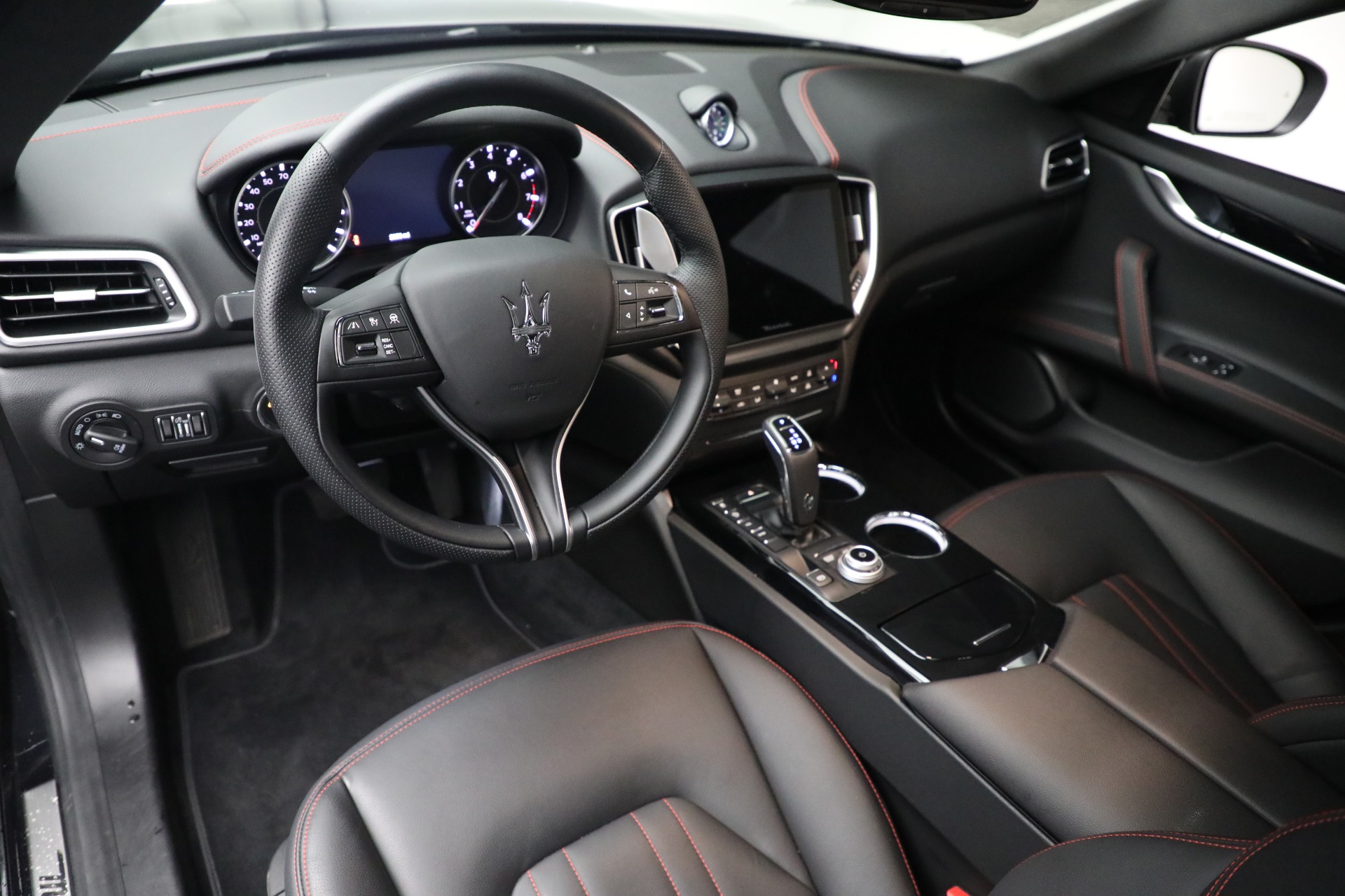 New 2022 Maserati Ghibli Modena Q4 | St. Petersburg, FL