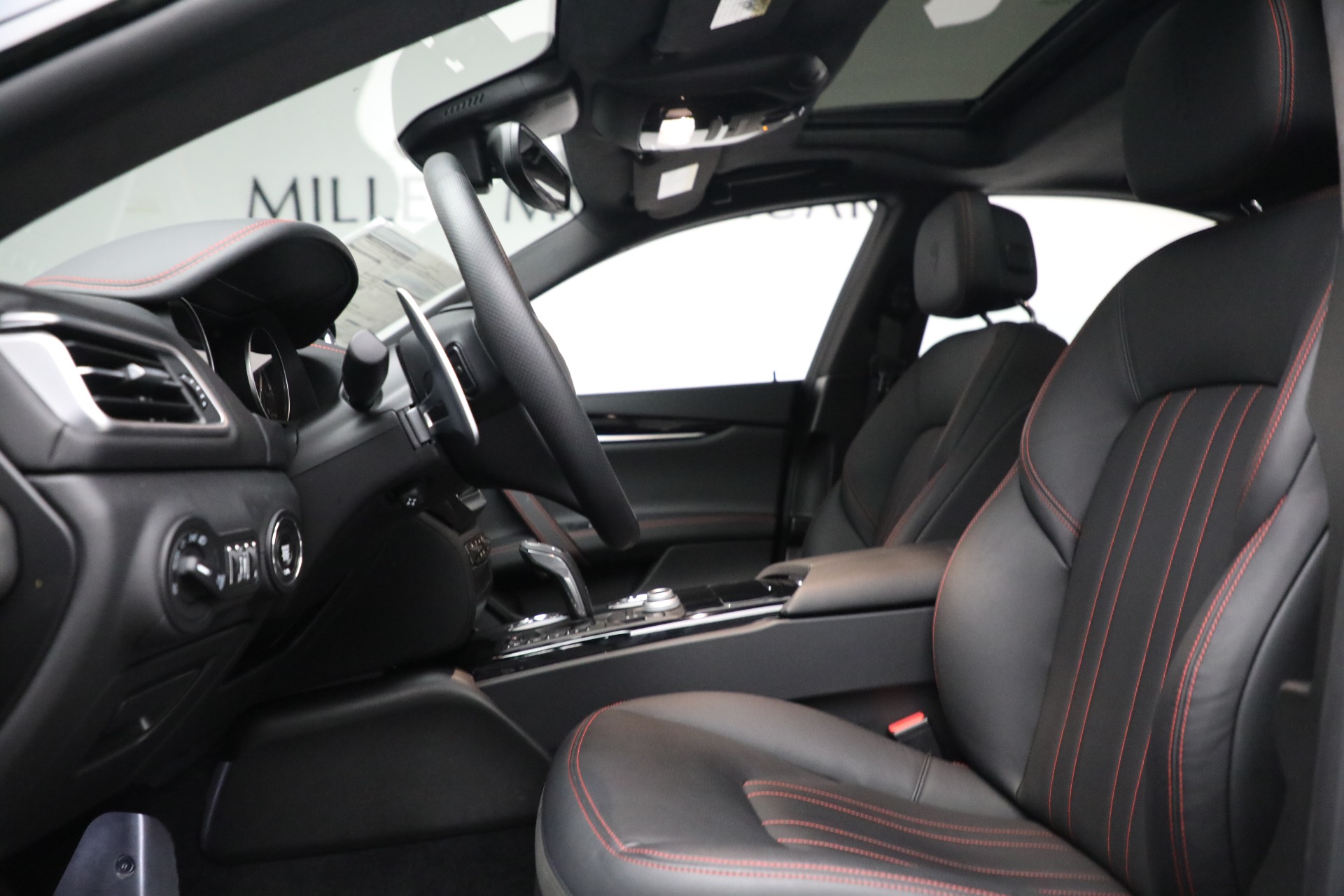New 2022 Maserati Ghibli Modena Q4 | St. Petersburg, FL