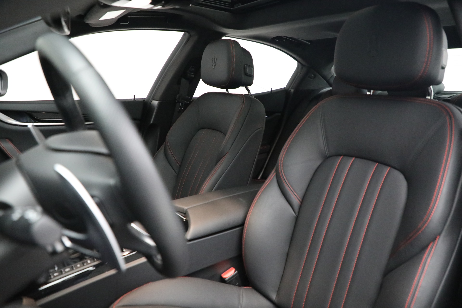 New 2022 Maserati Ghibli Modena Q4 | St. Petersburg, FL