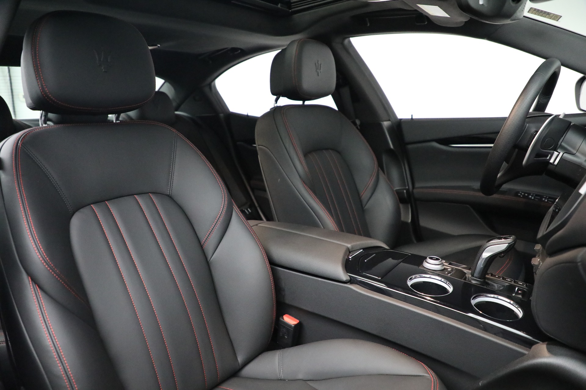 New 2022 Maserati Ghibli Modena Q4 | St. Petersburg, FL