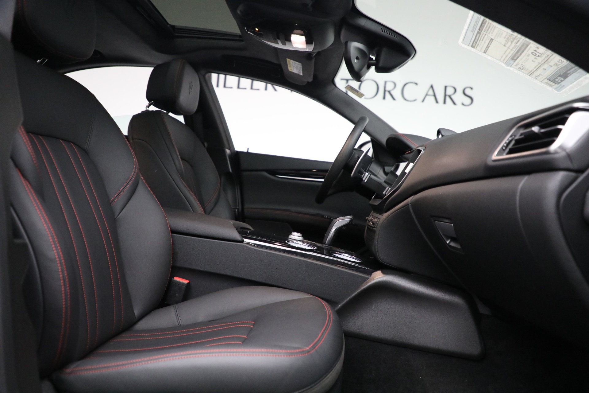 New 2022 Maserati Ghibli Modena Q4 | St. Petersburg, FL