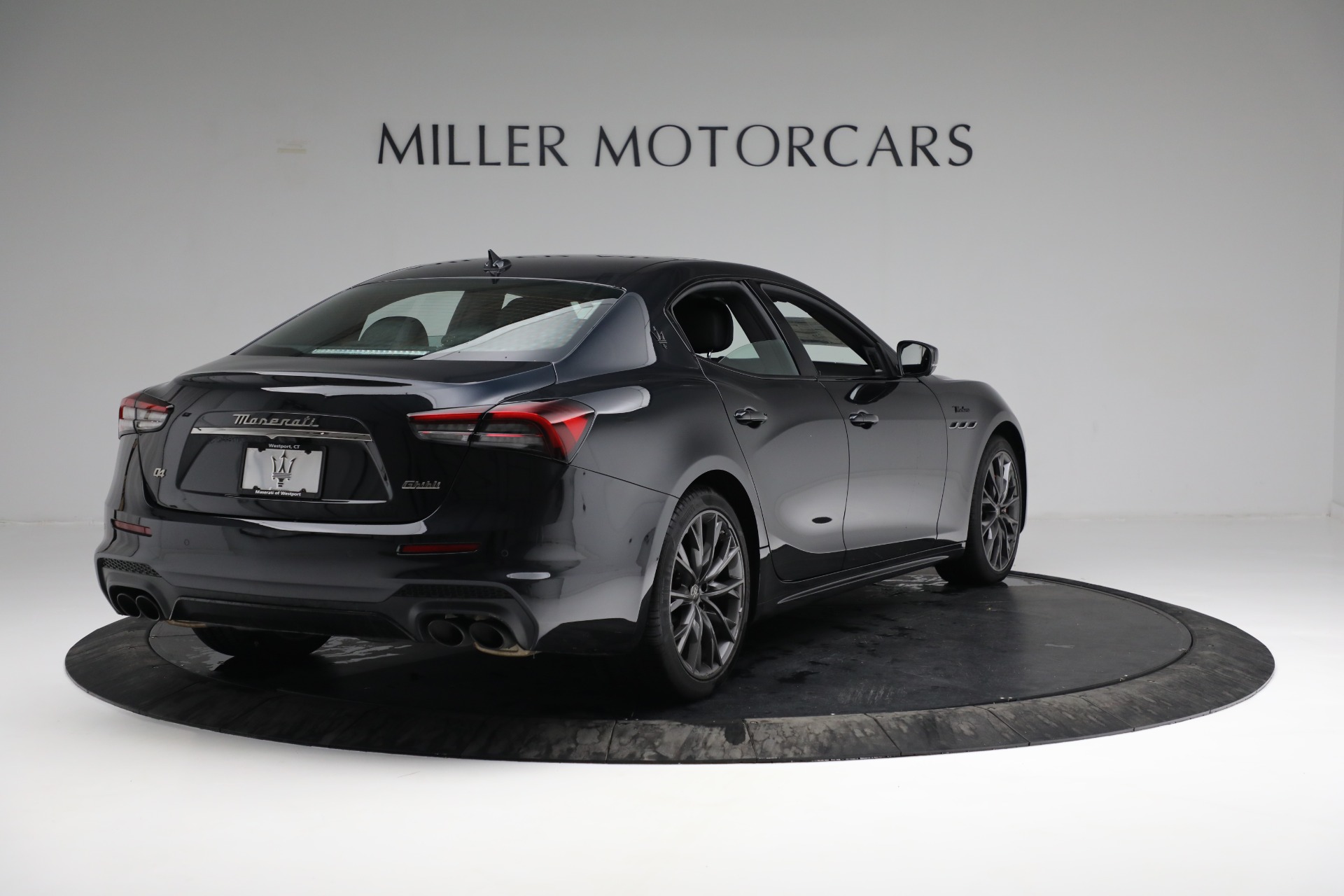 New 2022 Maserati Ghibli Modena Q4 | St. Petersburg, FL