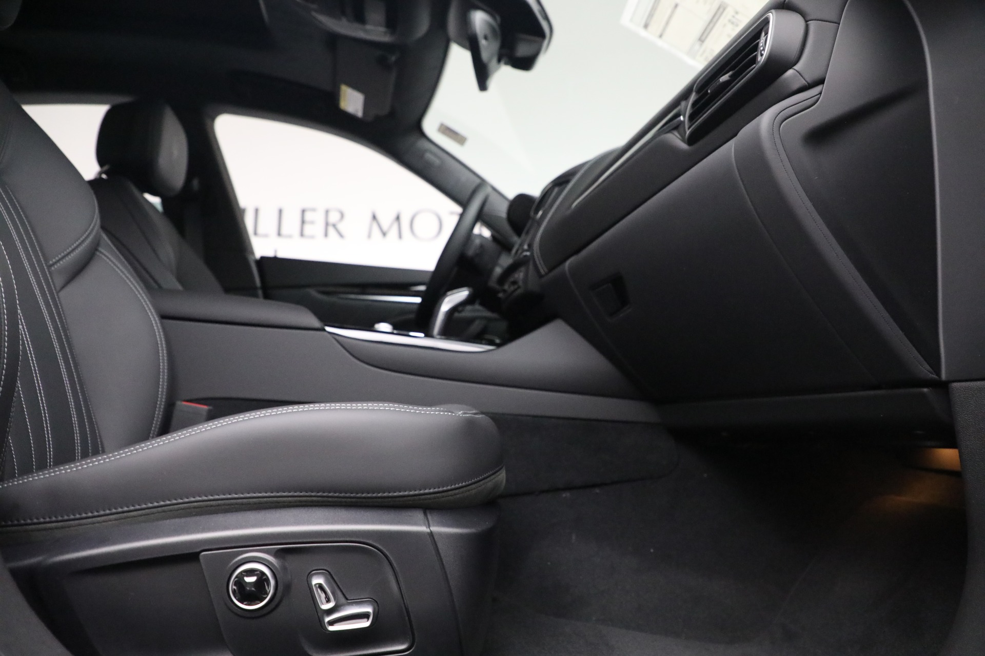 New 2022 Maserati Levante GT | St. Petersburg, FL