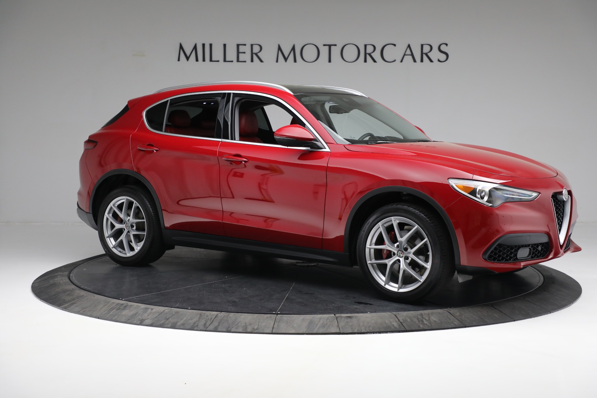 Used 2019 Alfa Romeo Stelvio Ti Lusso | St. Petersburg, FL