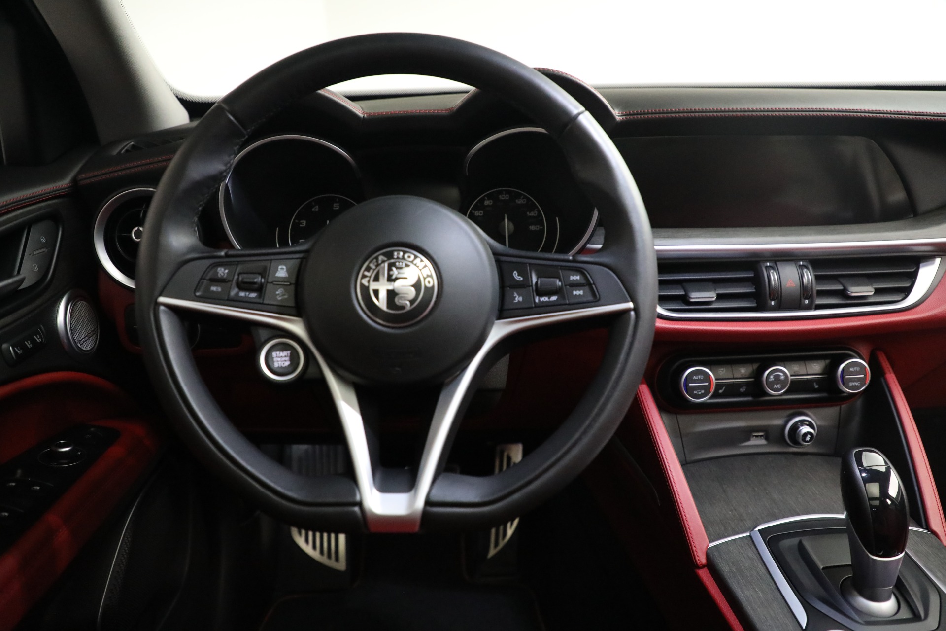 Used 2019 Alfa Romeo Stelvio Ti Lusso | St. Petersburg, FL