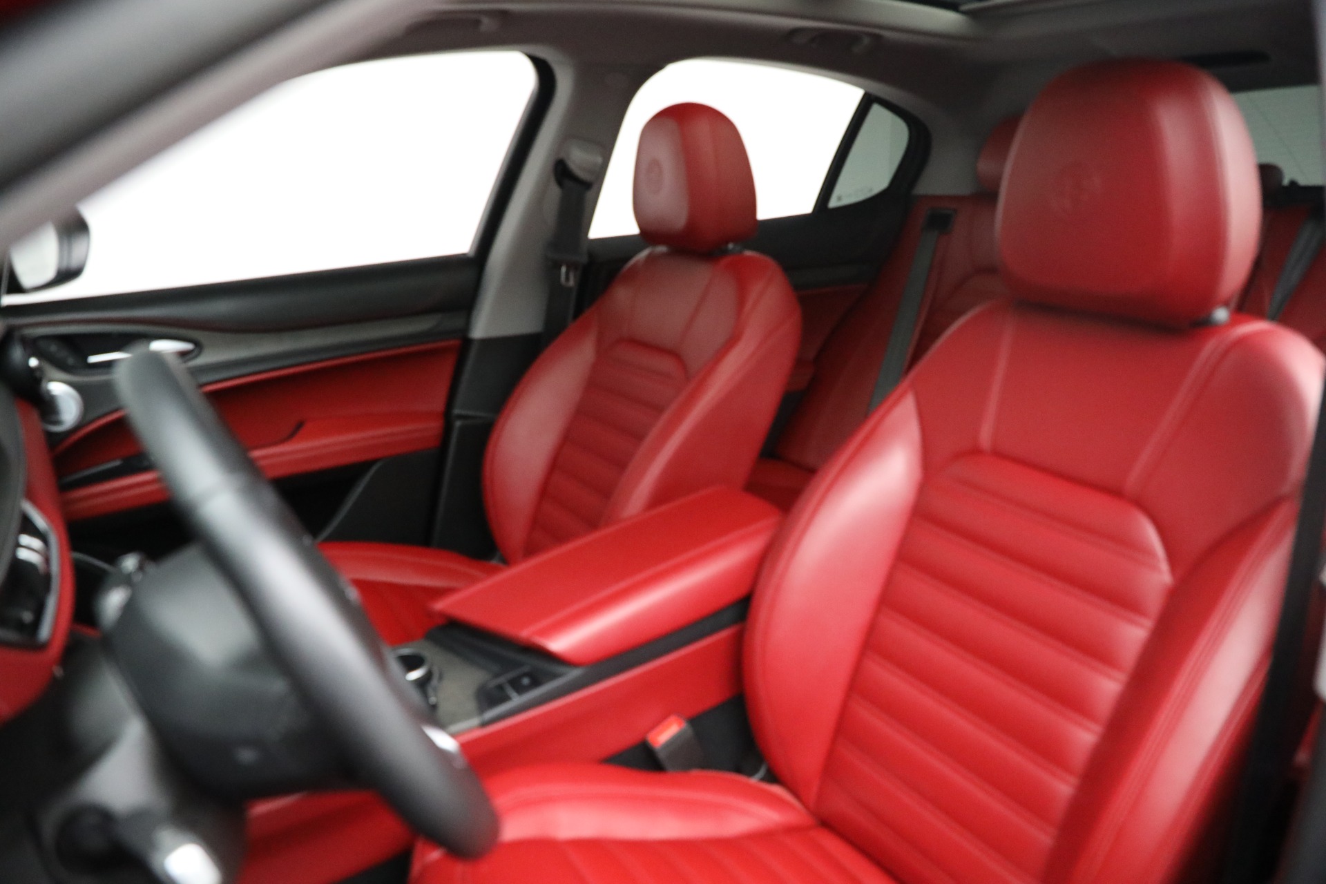 Used 2019 Alfa Romeo Stelvio Ti Lusso | St. Petersburg, FL