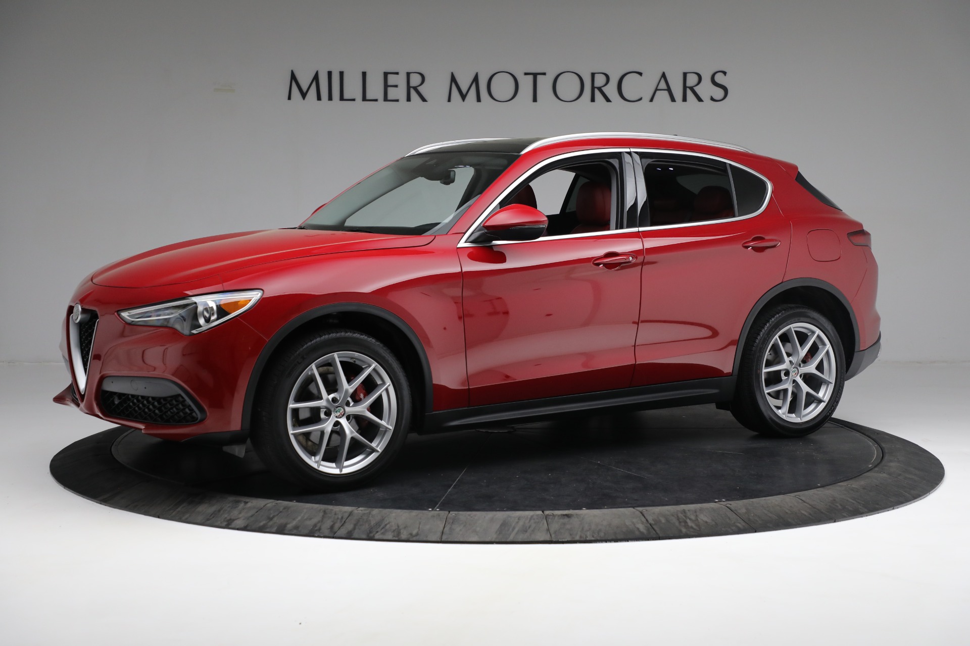 Used 2019 Alfa Romeo Stelvio Ti Lusso | St. Petersburg, FL