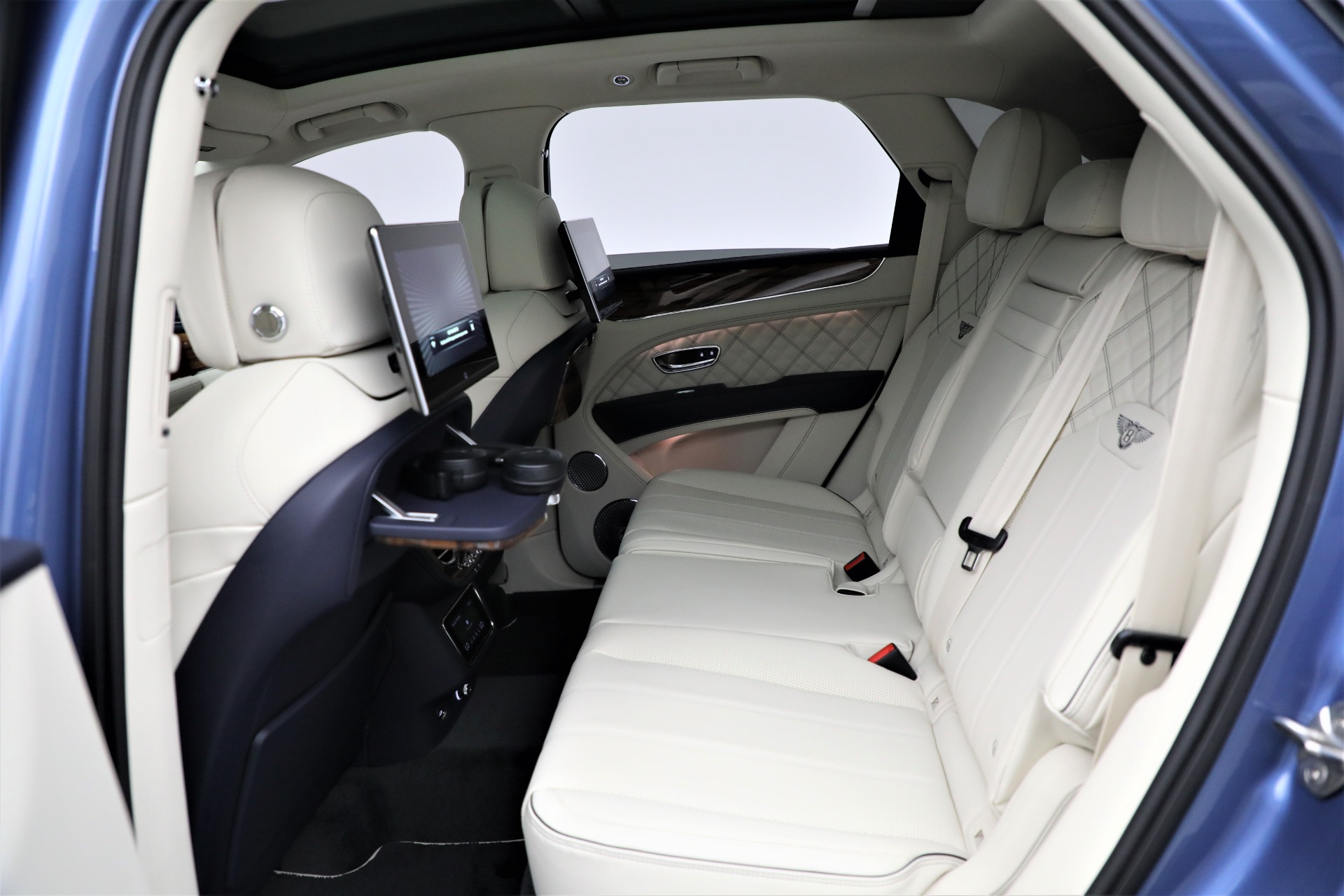 New 2022 Bentley Bentayga V8 First Edition | St. Petersburg, FL