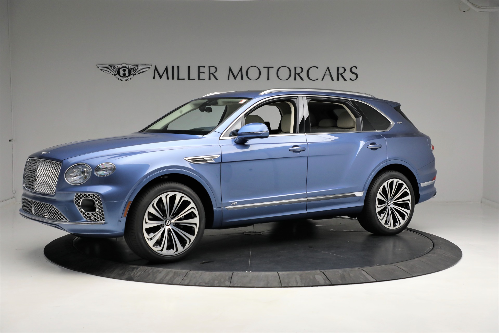 New 2022 Bentley Bentayga V8 First Edition | St. Petersburg, FL