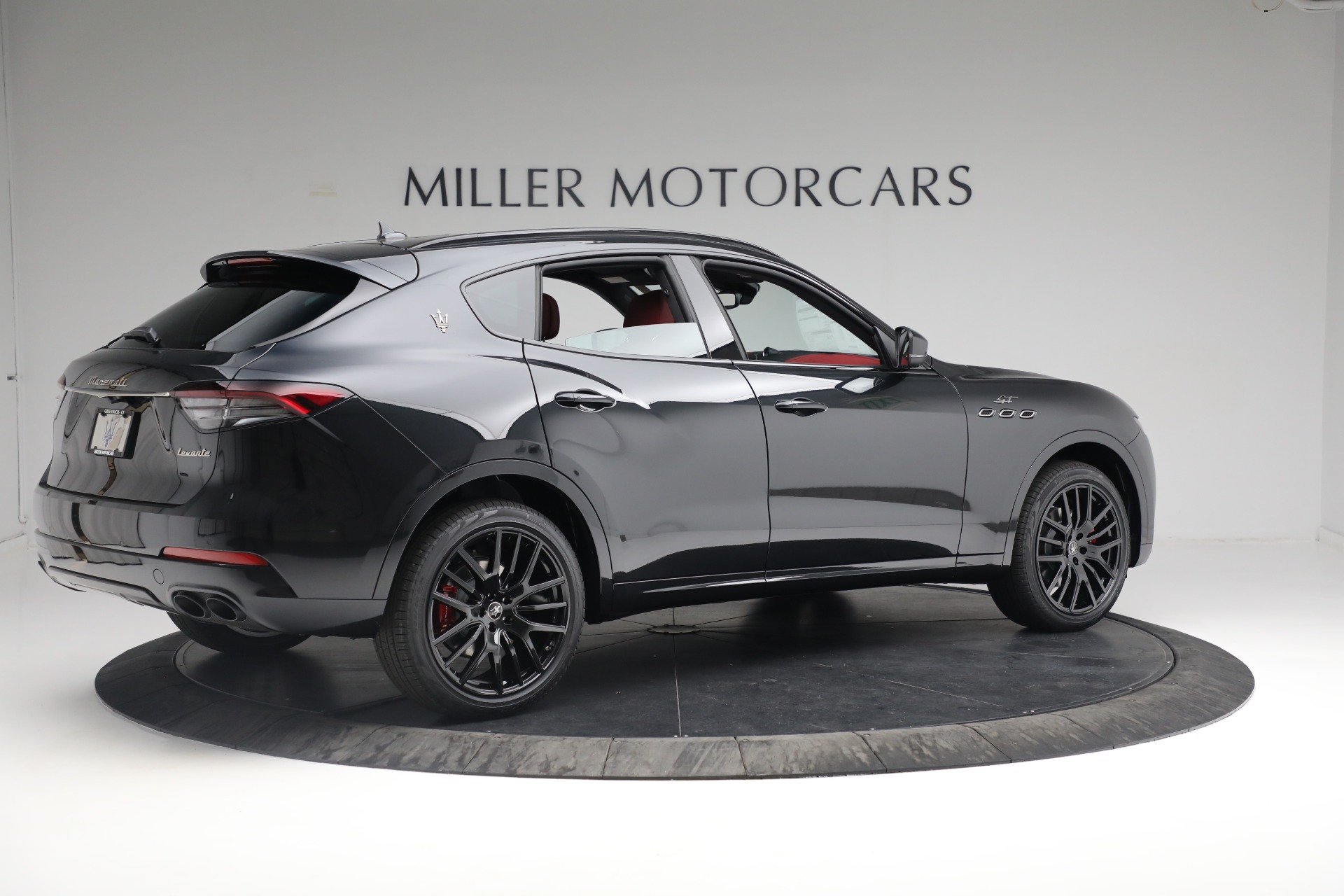 New 2022 Maserati Levante GT | St. Petersburg, FL