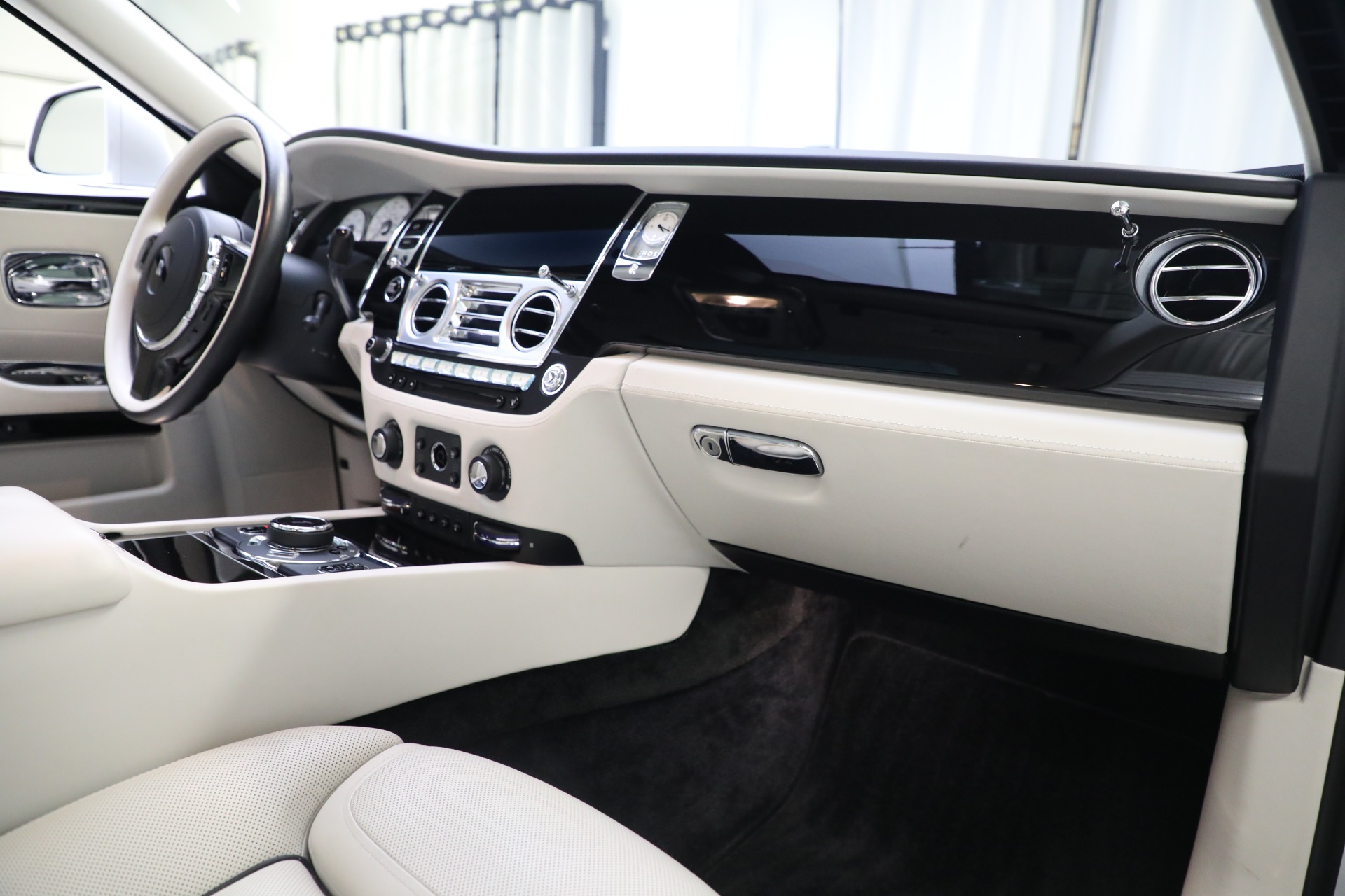 Used 2017 Rolls-Royce Ghost | St. Petersburg, FL
