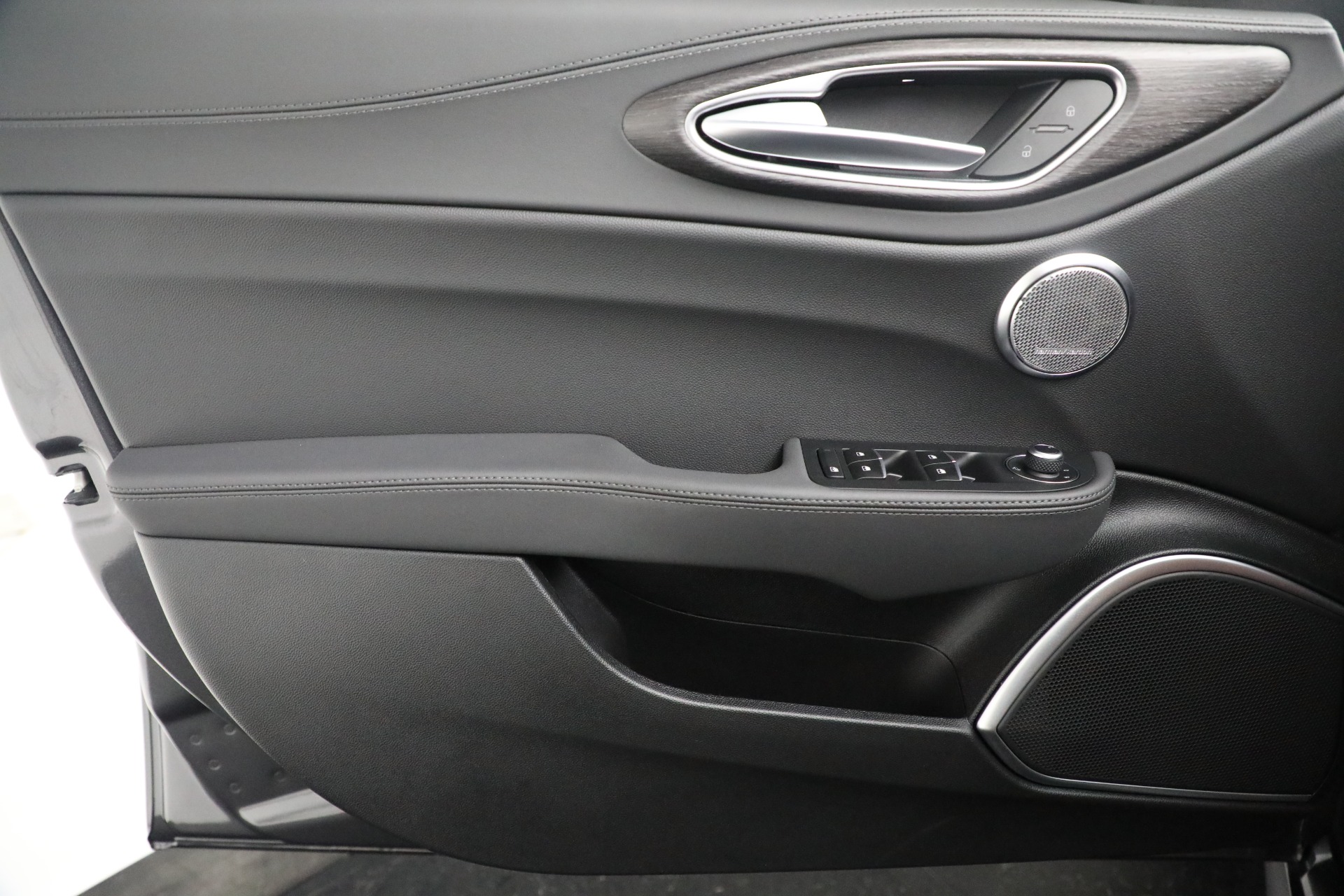 New 2022 Alfa Romeo Giulia Ti | St. Petersburg, FL