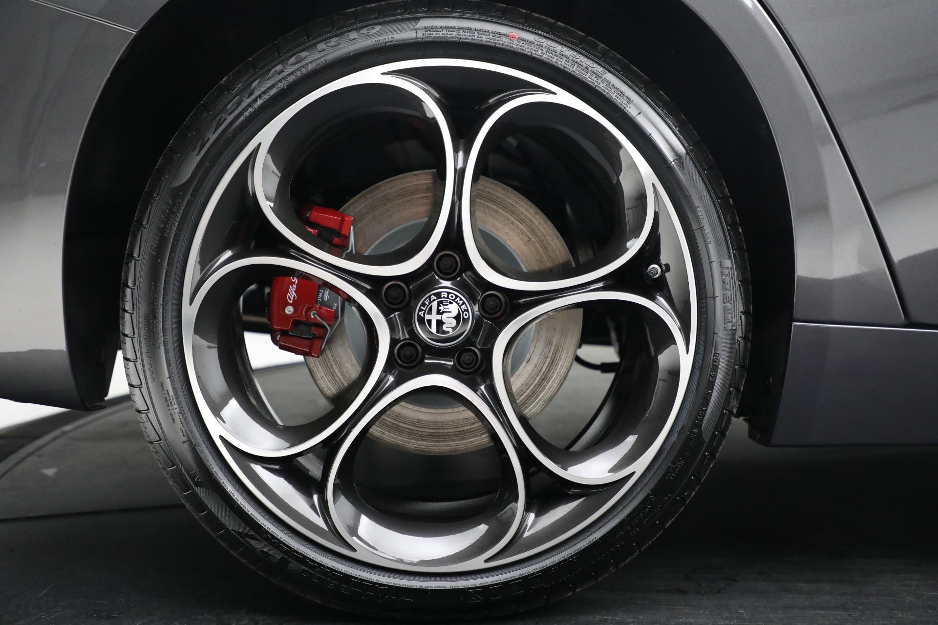 New 2022 Alfa Romeo Giulia Ti | St. Petersburg, FL