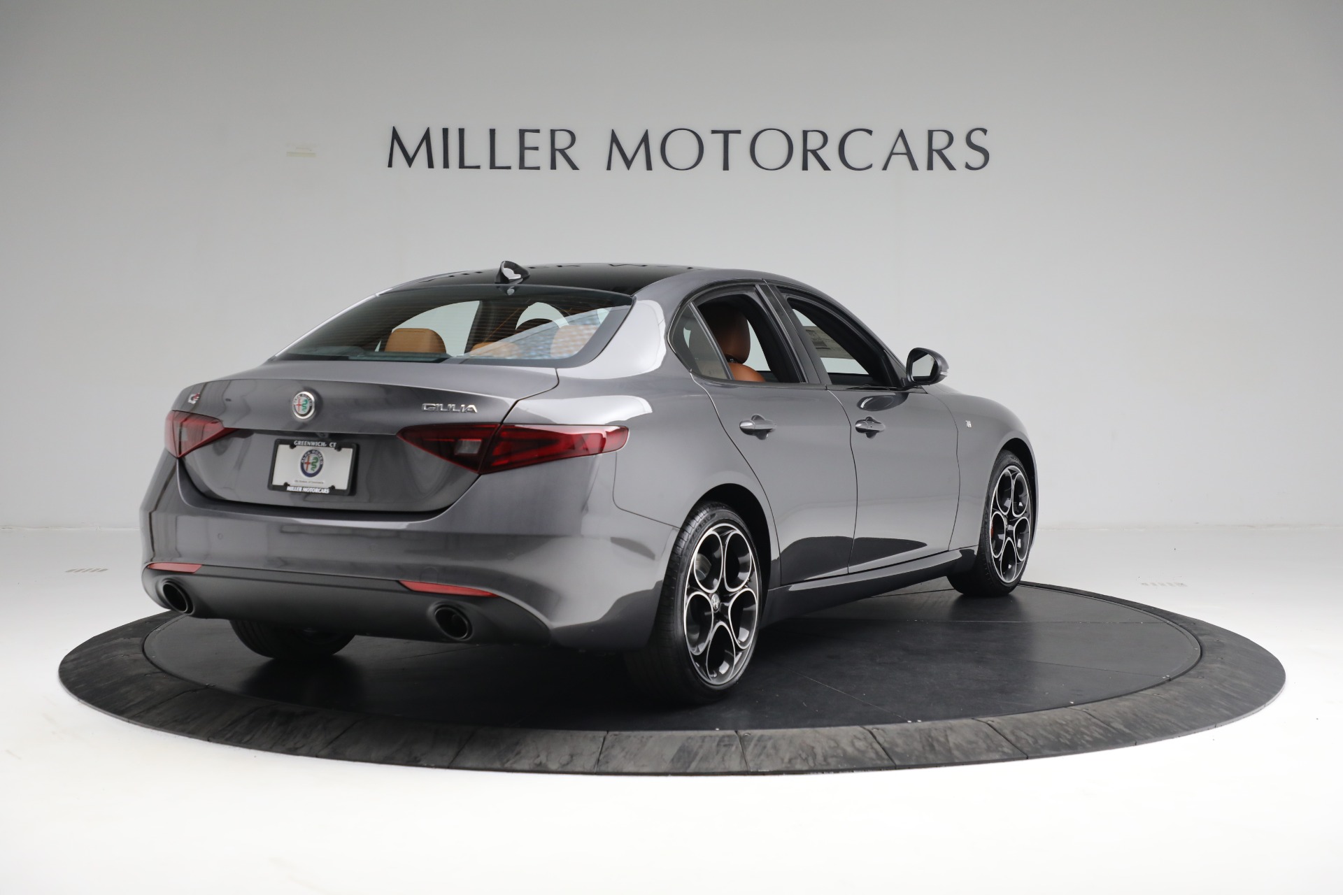 New 2022 Alfa Romeo Giulia Ti | St. Petersburg, FL