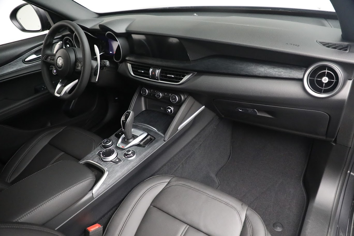 New 2022 Alfa Romeo Stelvio Sprint | St. Petersburg, FL