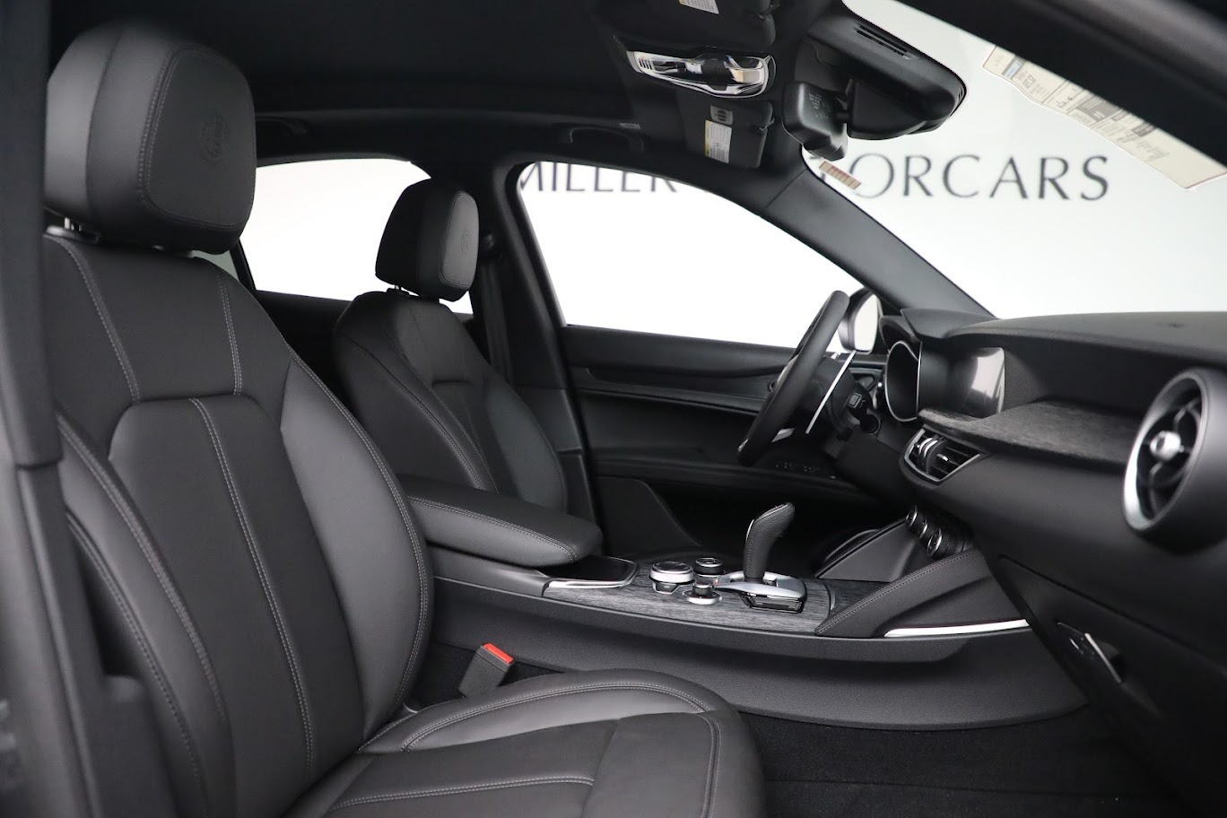 New 2022 Alfa Romeo Stelvio Sprint | St. Petersburg, FL
