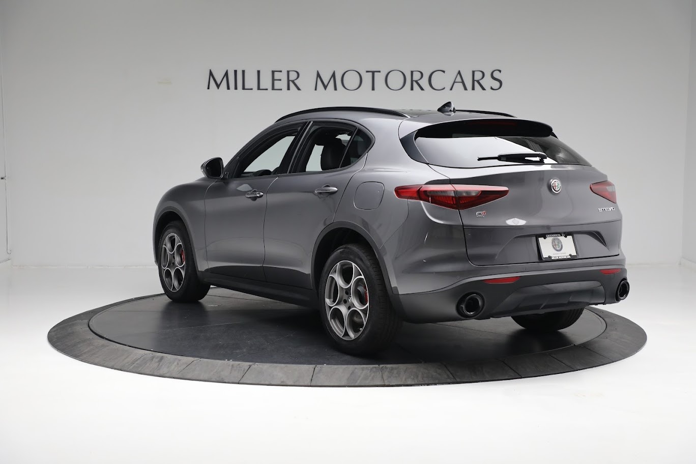 New 2022 Alfa Romeo Stelvio Sprint | St. Petersburg, FL