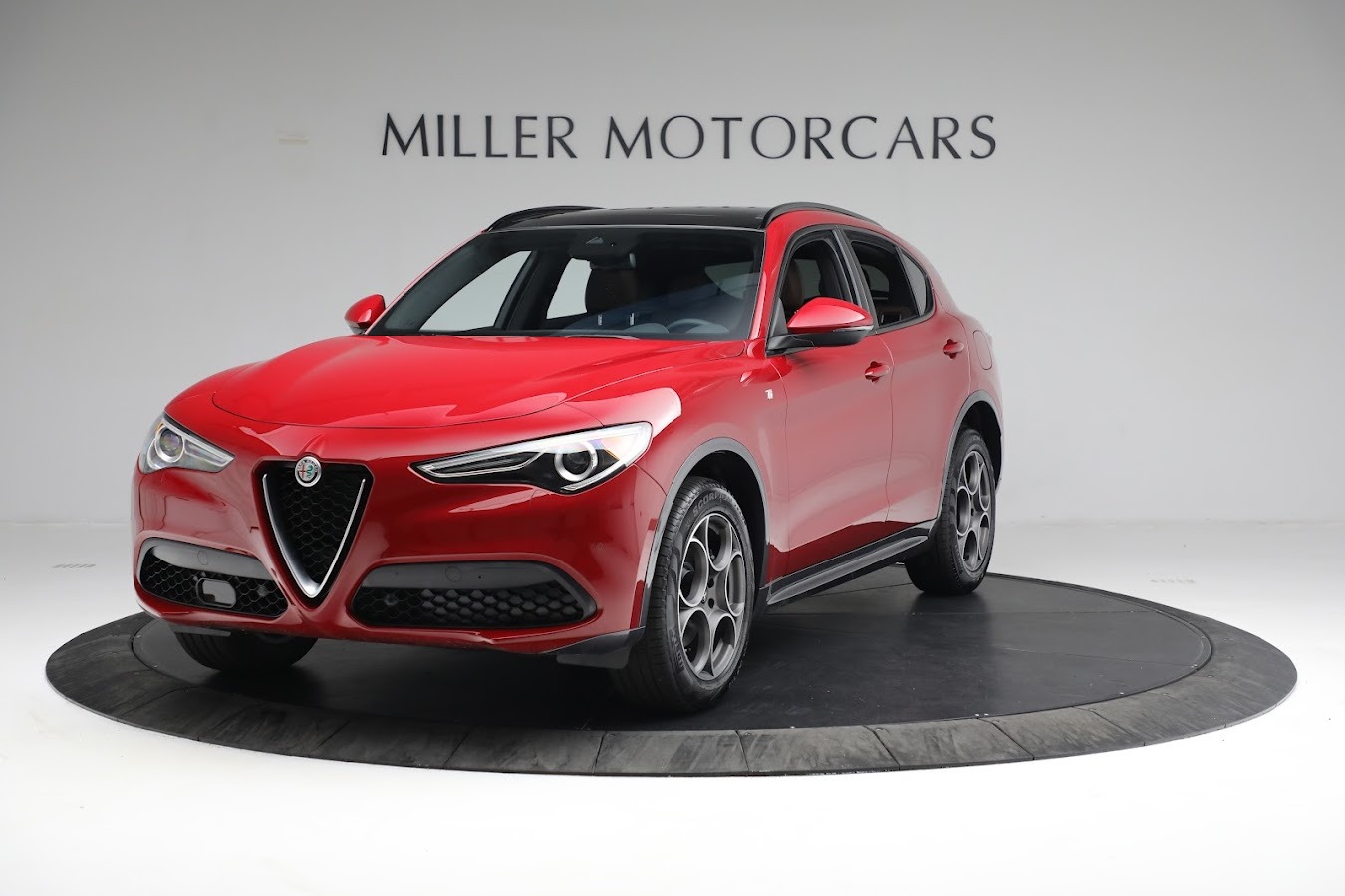 New 2022 Alfa Romeo Stelvio Ti | St. Petersburg, FL