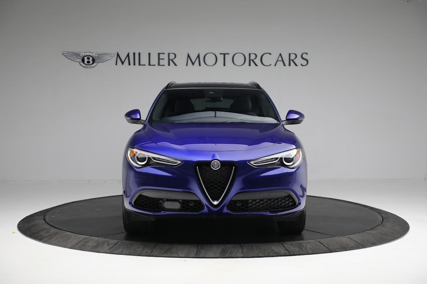 New 2022 Alfa Romeo Stelvio Ti | St. Petersburg, FL