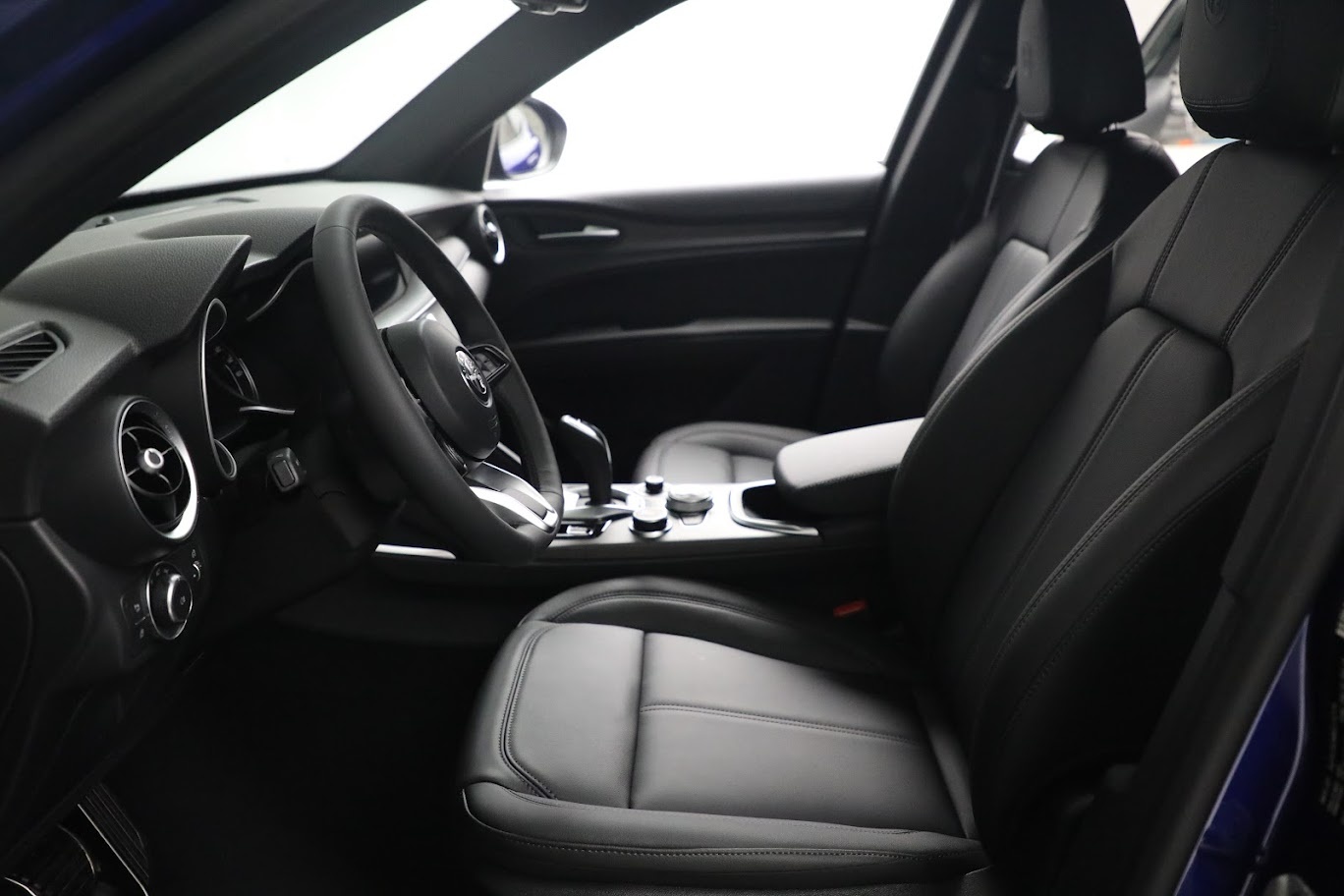 New 2022 Alfa Romeo Stelvio Ti | St. Petersburg, FL