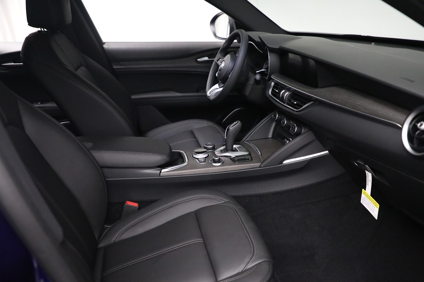 New 2022 Alfa Romeo Stelvio Ti | St. Petersburg, FL