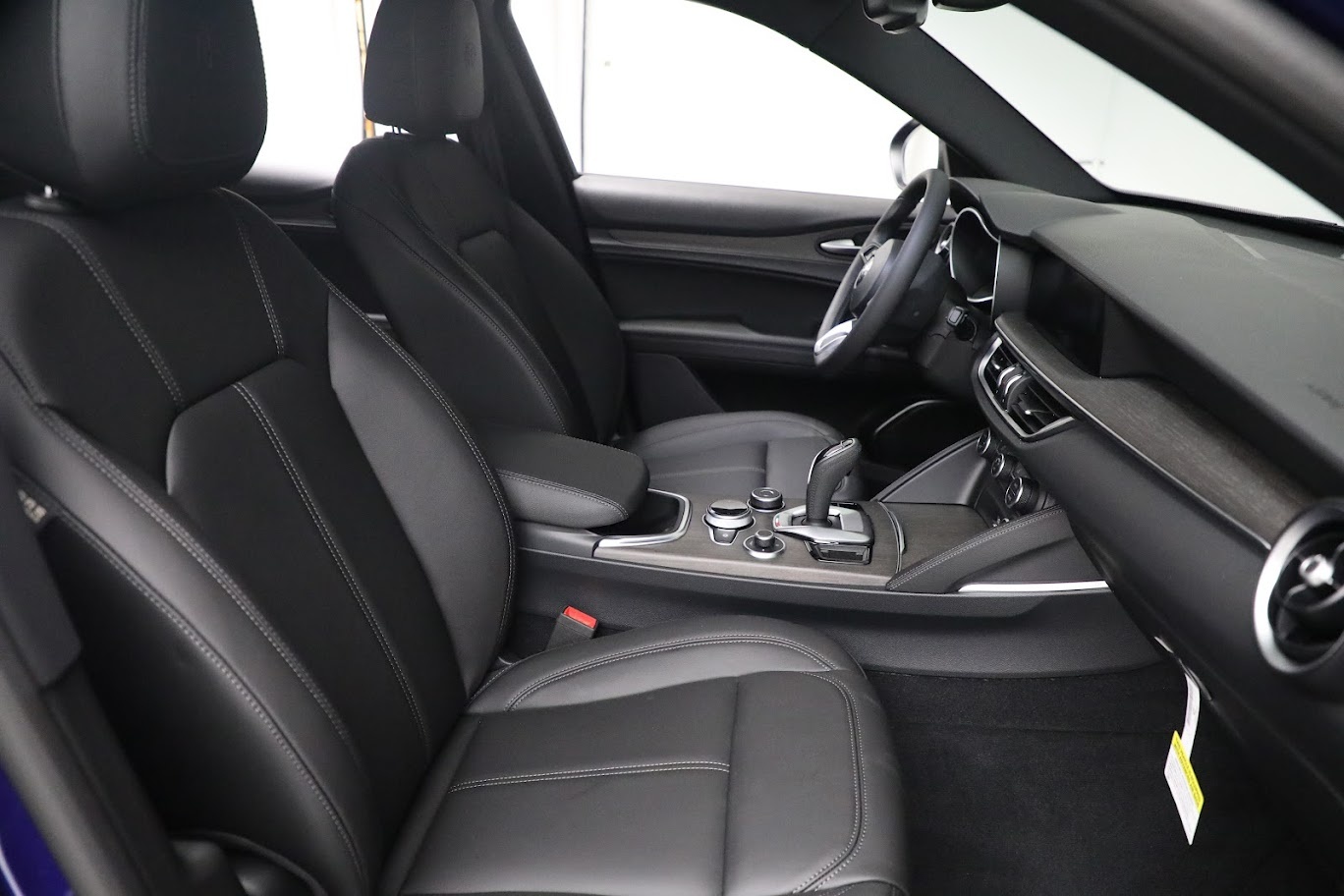 New 2022 Alfa Romeo Stelvio Ti | St. Petersburg, FL