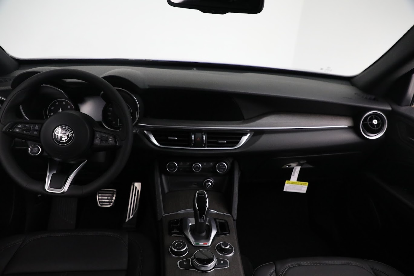 New 2022 Alfa Romeo Stelvio Ti | St. Petersburg, FL