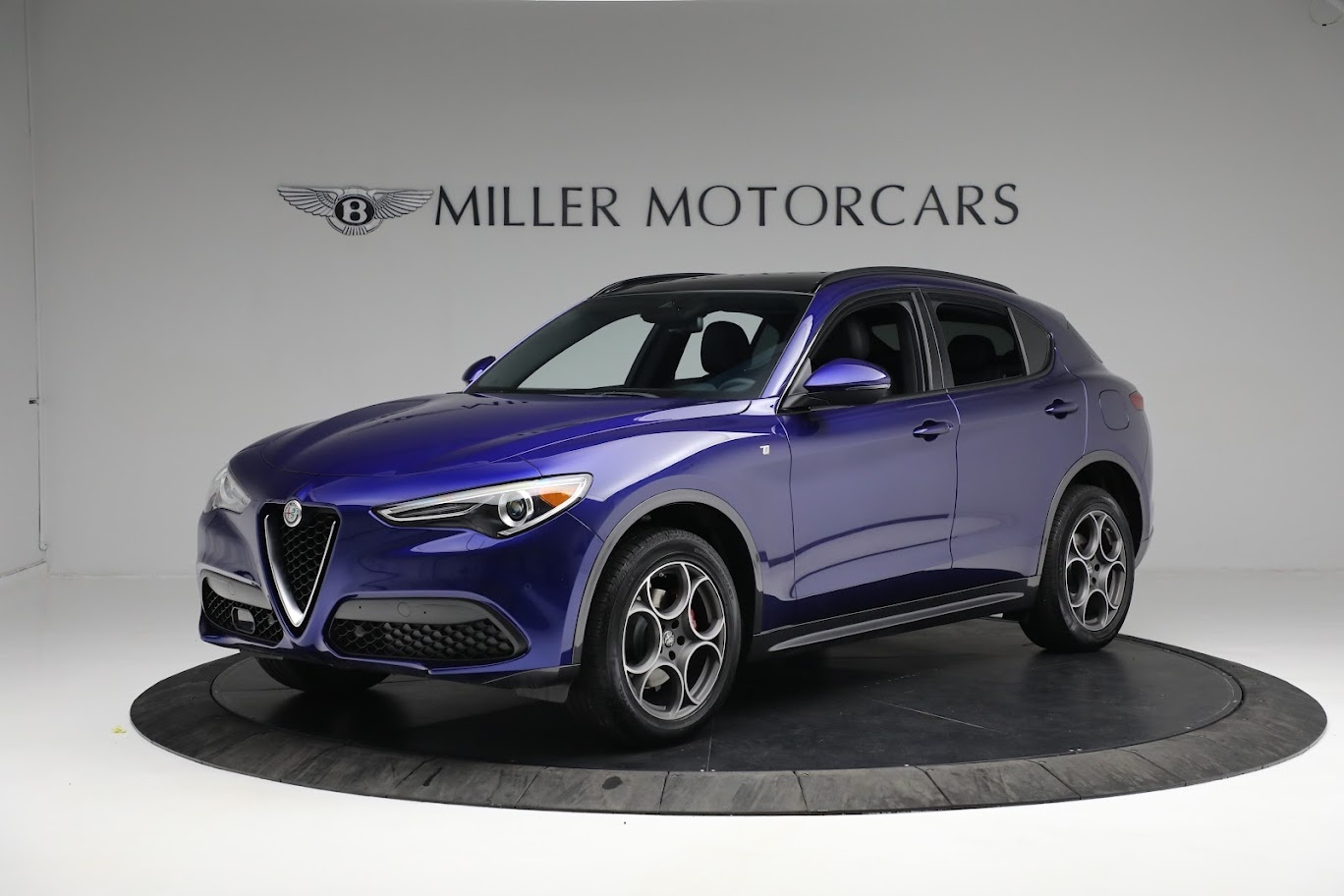 New 2022 Alfa Romeo Stelvio Ti | St. Petersburg, FL
